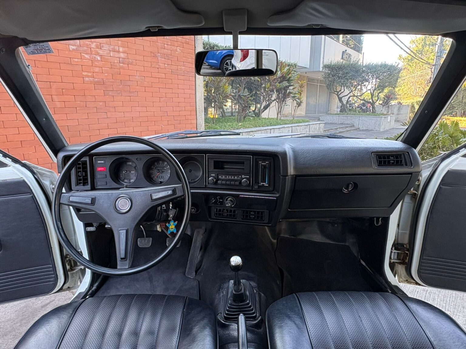 Toyota-Corona-1977-415BDK (13)