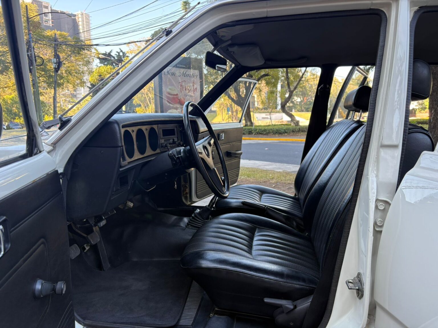 Toyota-Corona-1977-415BDK (7)