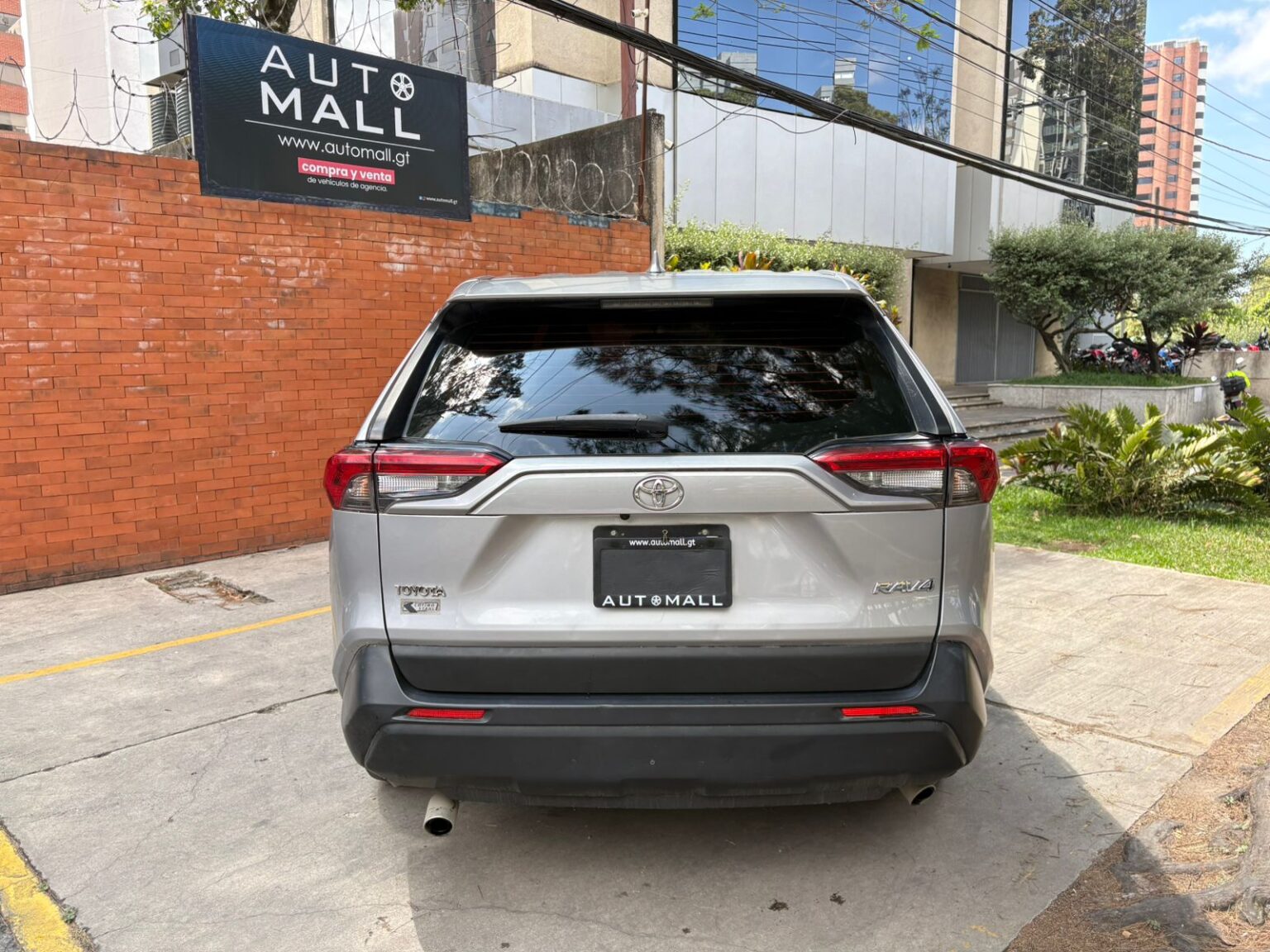 Toyota-Rav4-2023-724JWV (5)