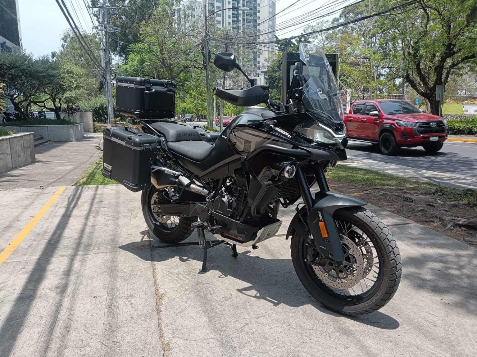 CFMOTO-CF800-5-2024-341KMZ (6)