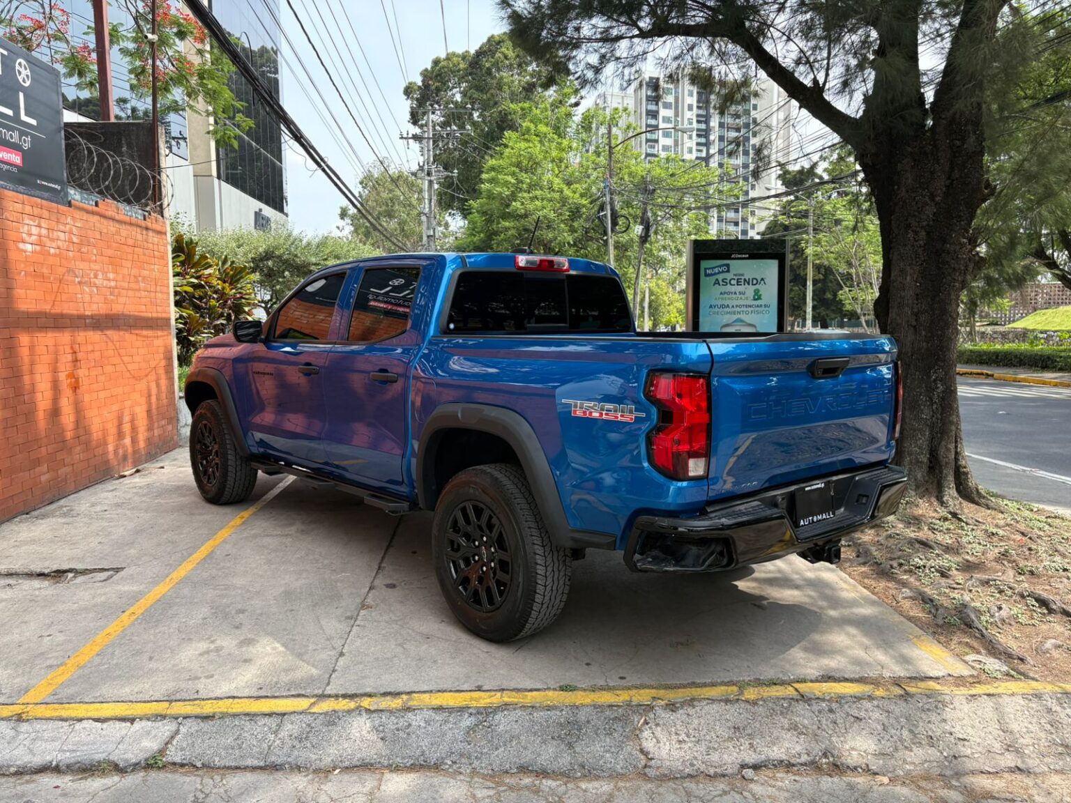 Chevroleet-Colorado-Trail-Boss-2024-247LPC (7)