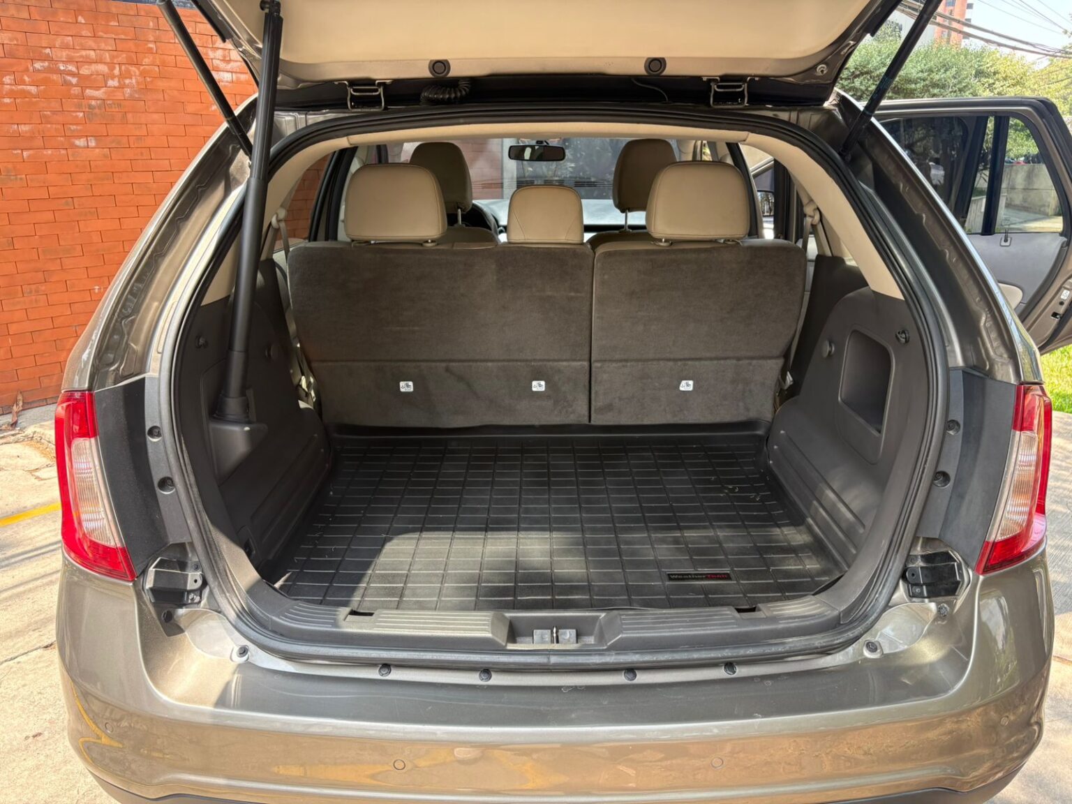 Ford-Edge-SEL-2013-043FMH (14)