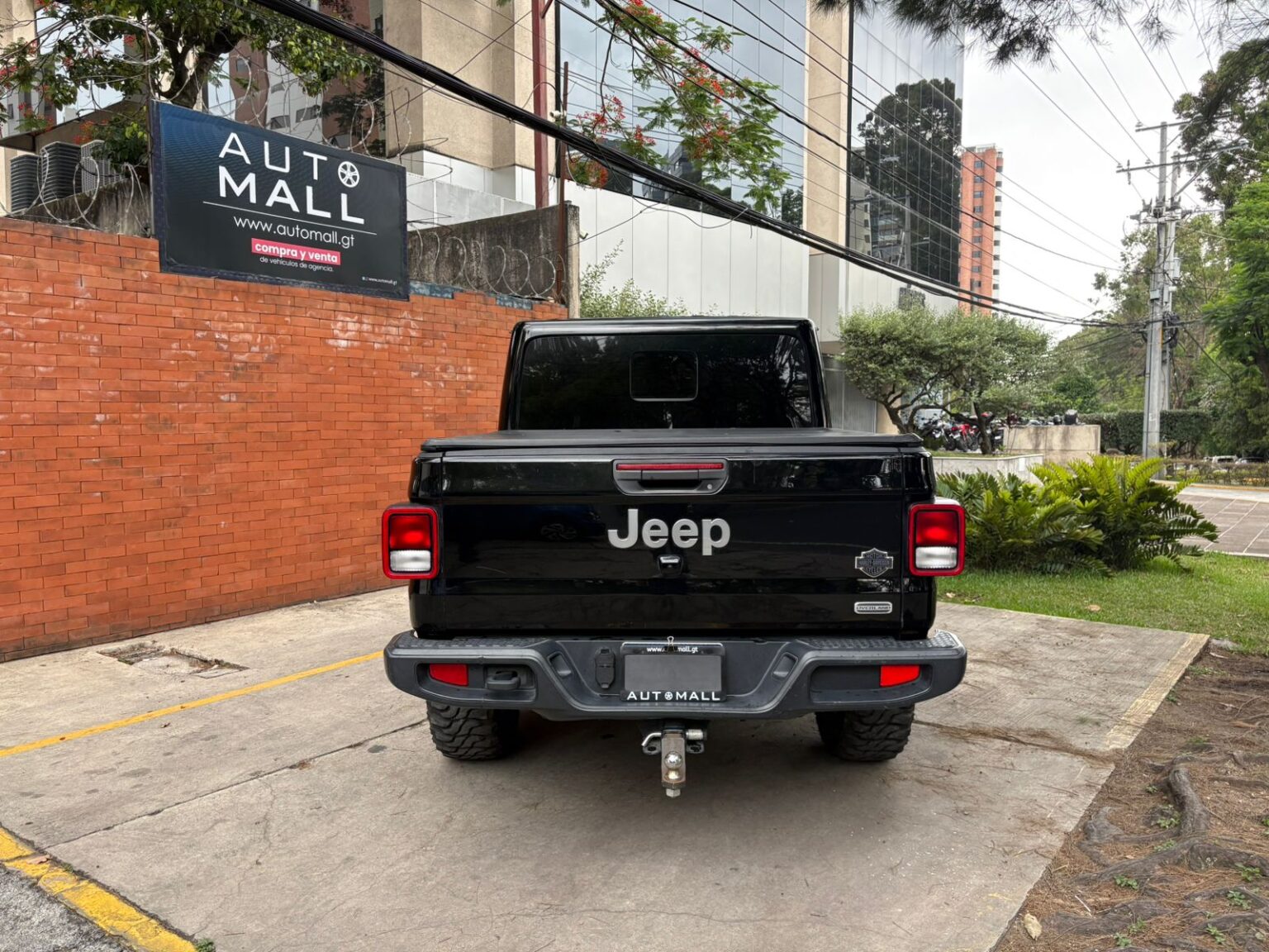 Jeep-Gladiator-Overland-2022-529KKJ (5)