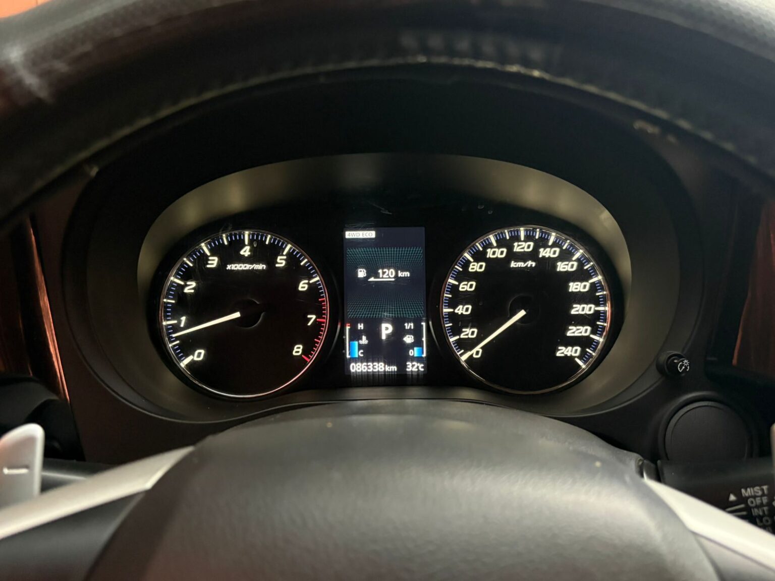 Mitsubishi-Outlander-GLX-2016-692FXP (13)