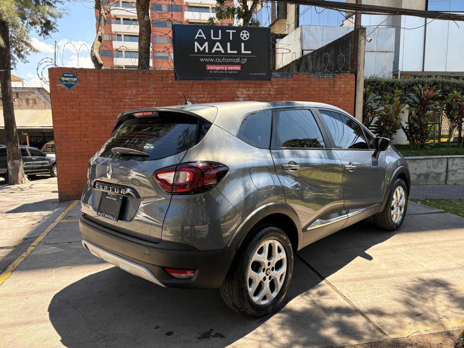 Renault-Captur-MT-2019-894JBM (4)