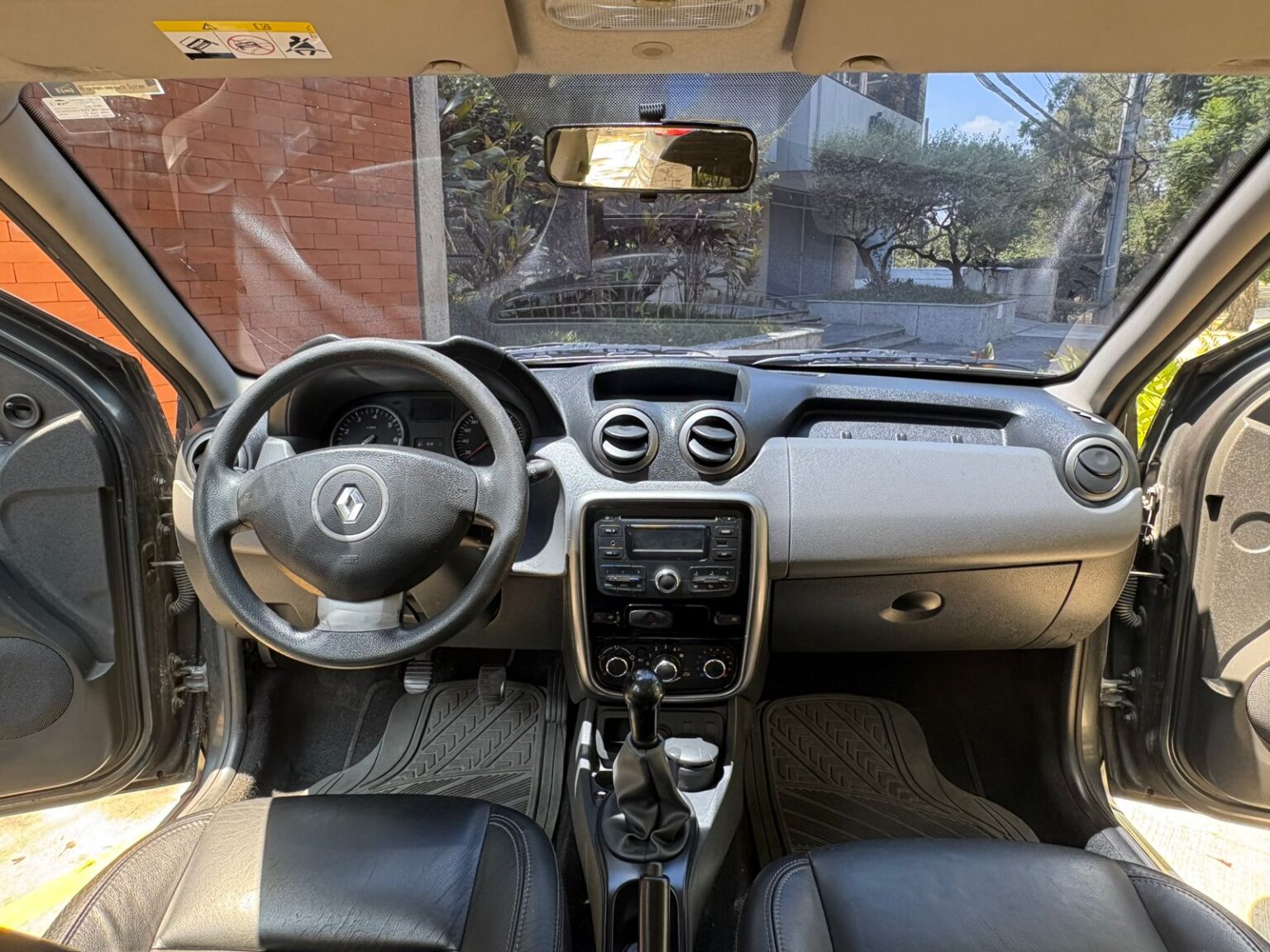 Renault-Duster-2013-201FHR (12)