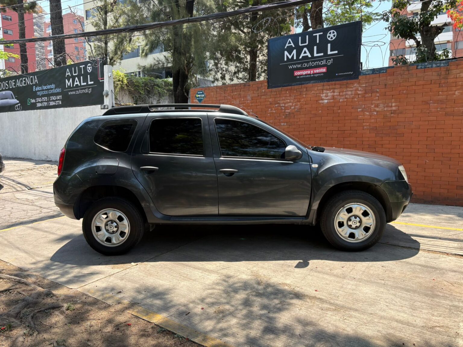 Renault-Duster-2013-201FHR (3)
