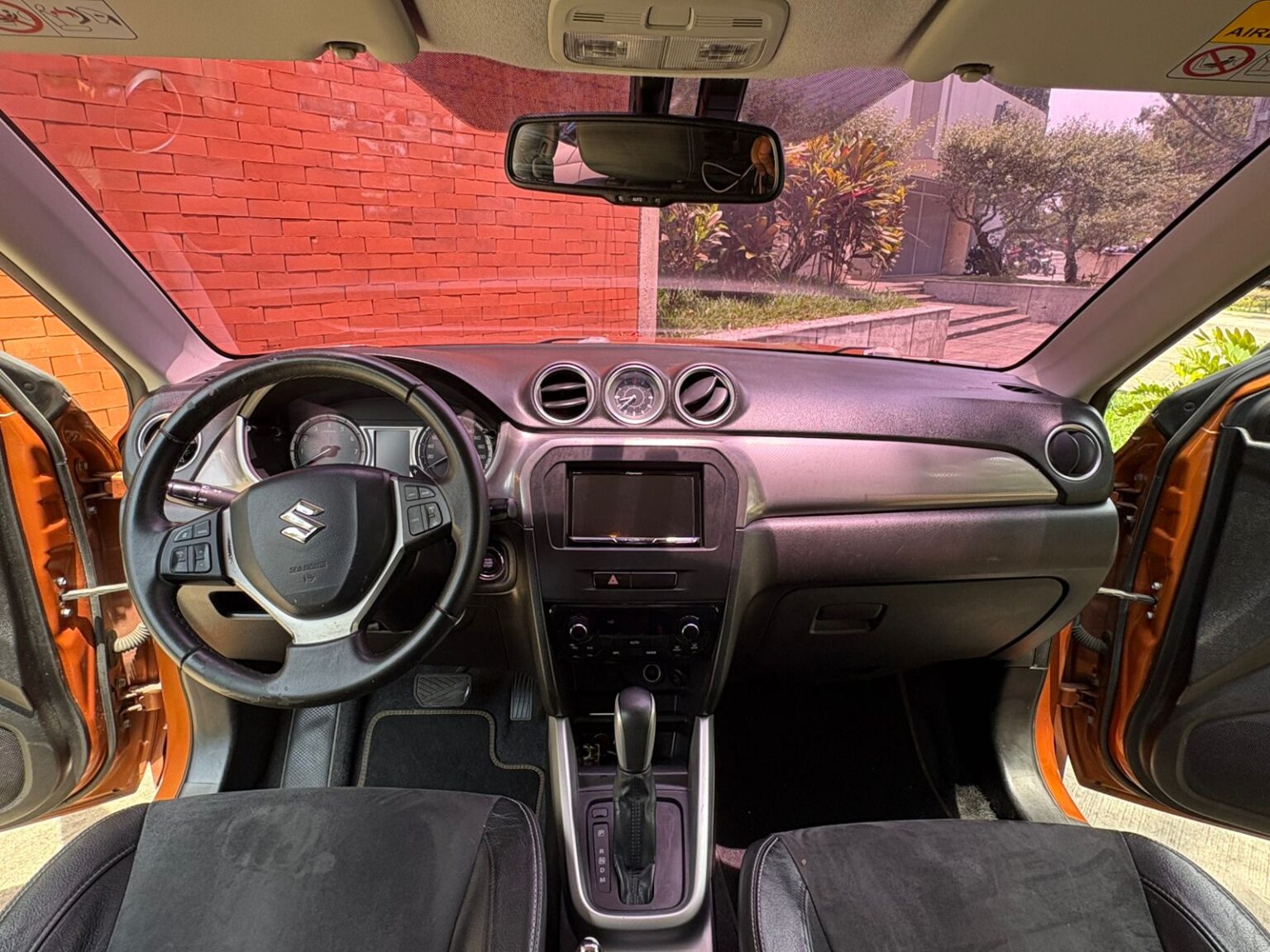 Suzuki-Vitara-GLX-AT-2017-443GPP (11)