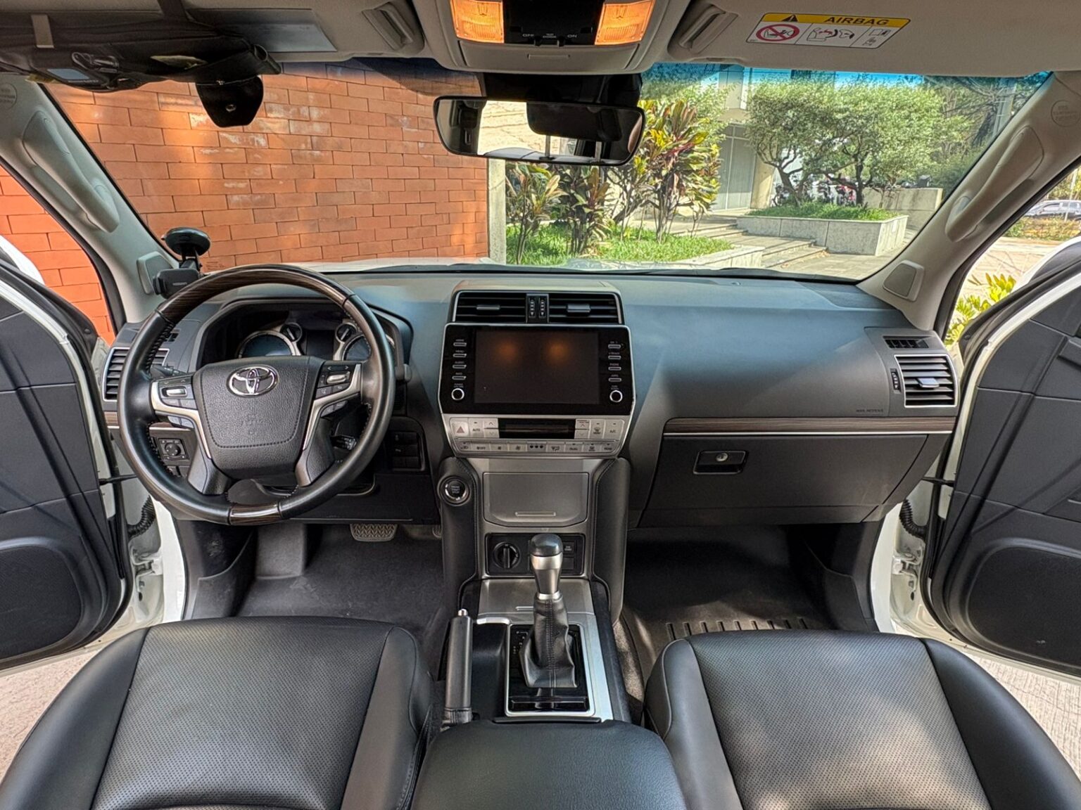 Toyota-Land-Cruiser-Prado-VX-2024-192KRQ (12)