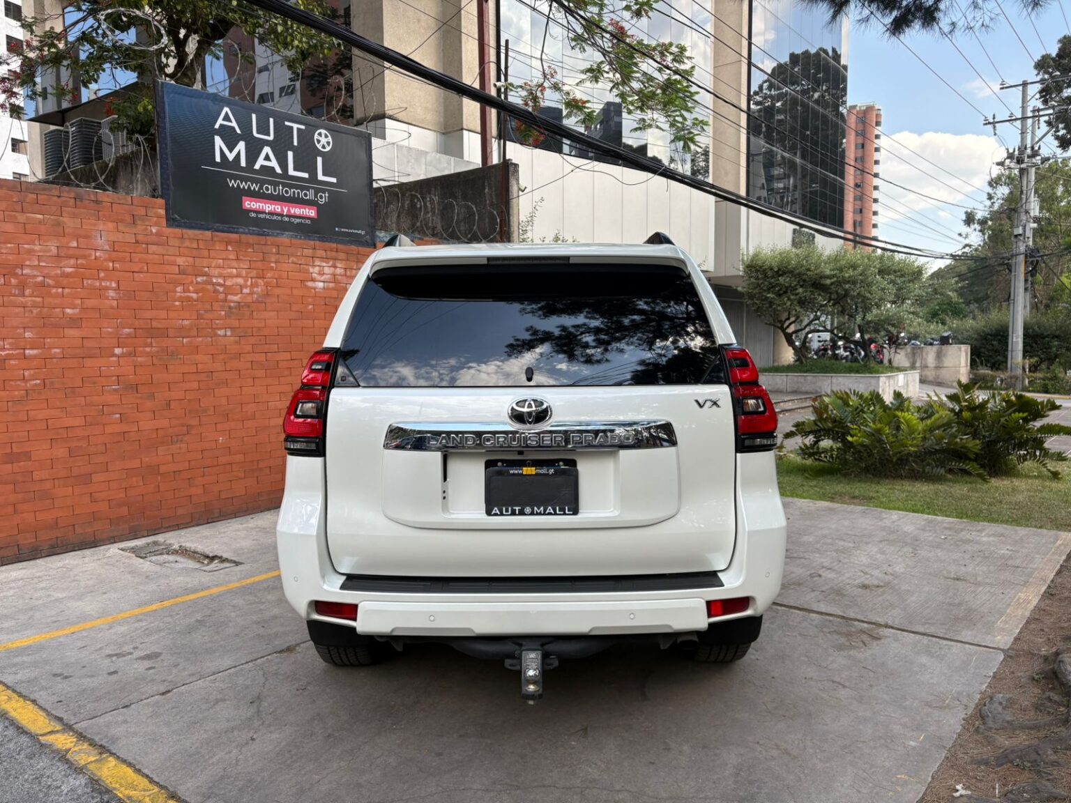 Toyota-Land-Cruiser-Prado-VX-2024-192KRQ (5)