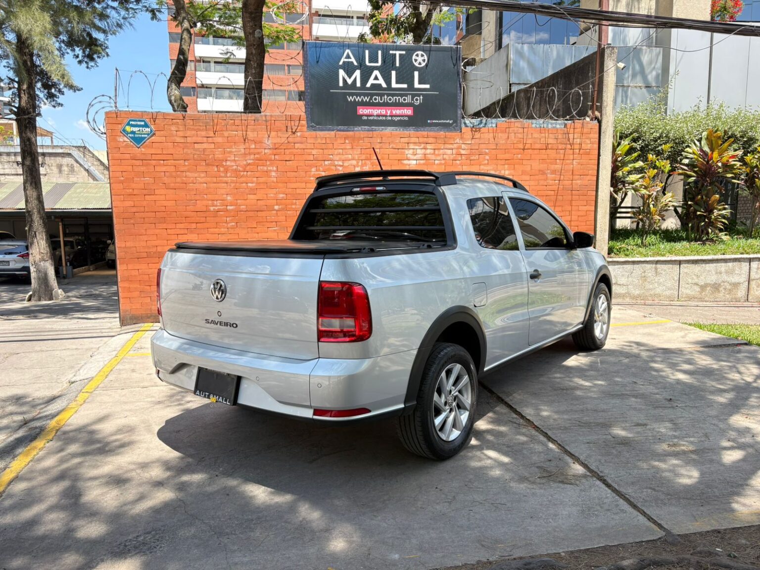 Volkswagen-Saveiro-2023-7706KLN (4)