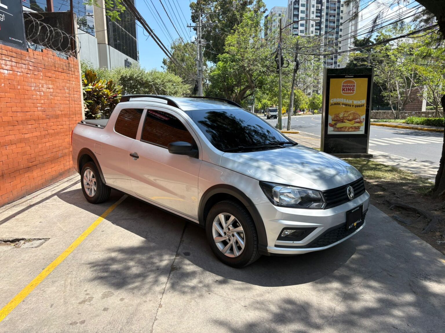 Volkswagen-Saveiro-2023-7706KLN (8)