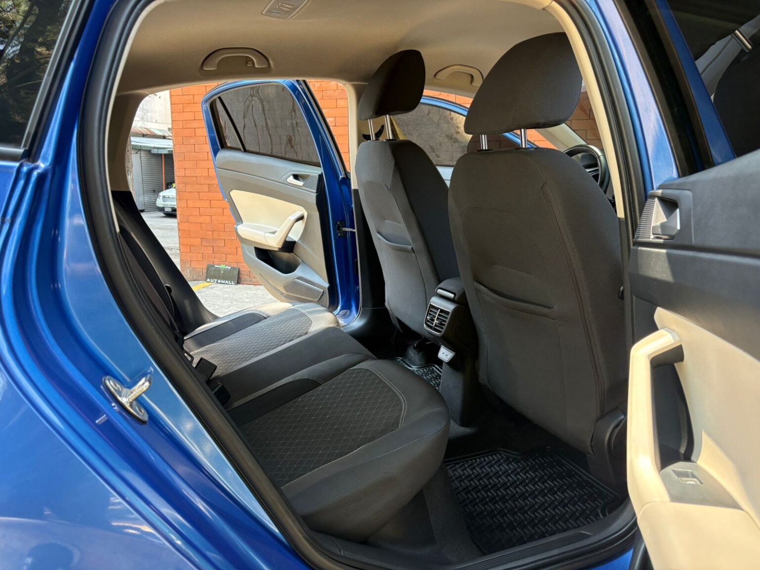 Volkswagen-Virtus-at-2022-952KSP (11)