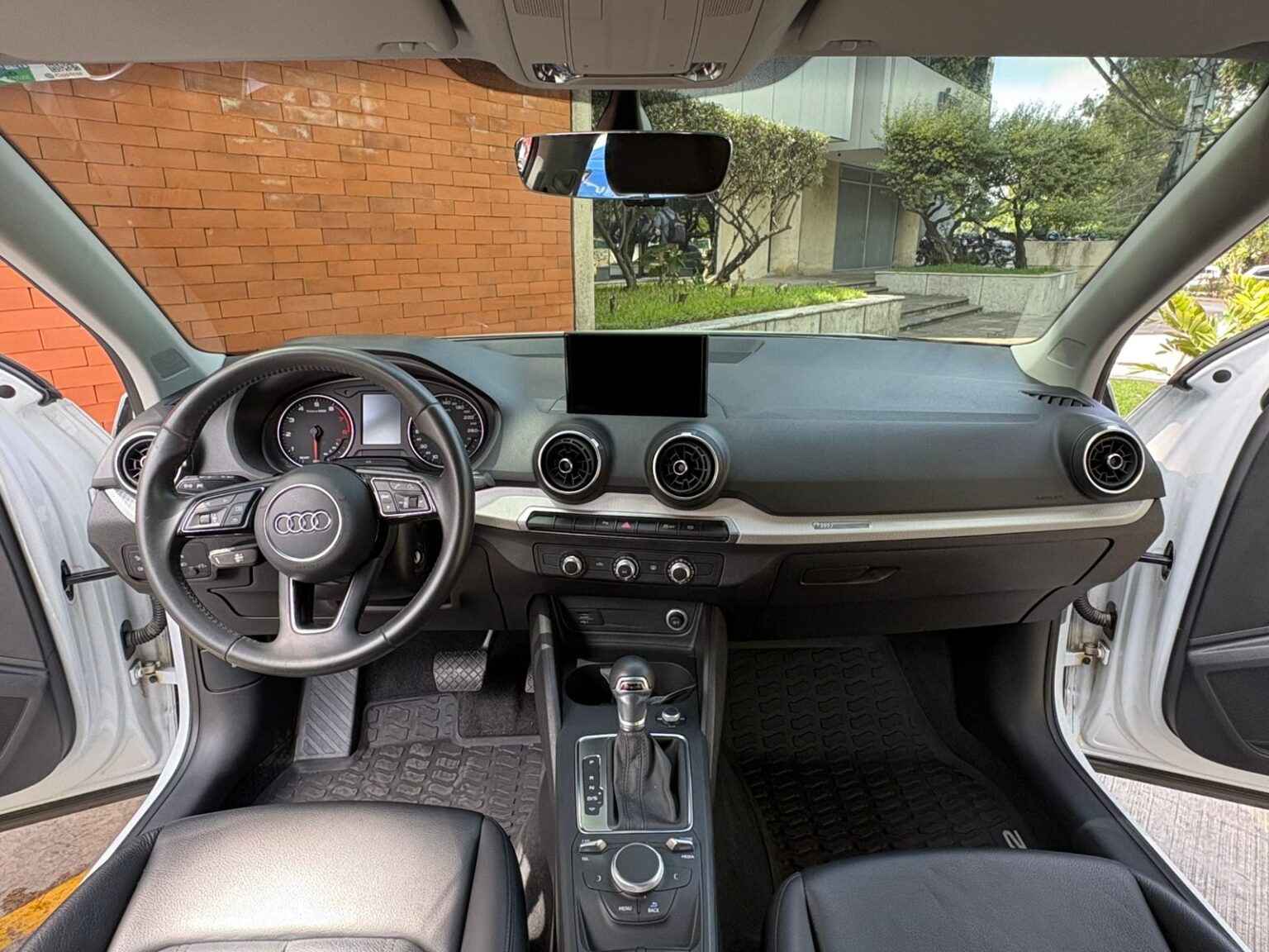 Audi-Q2-2019-159KNZ (12)