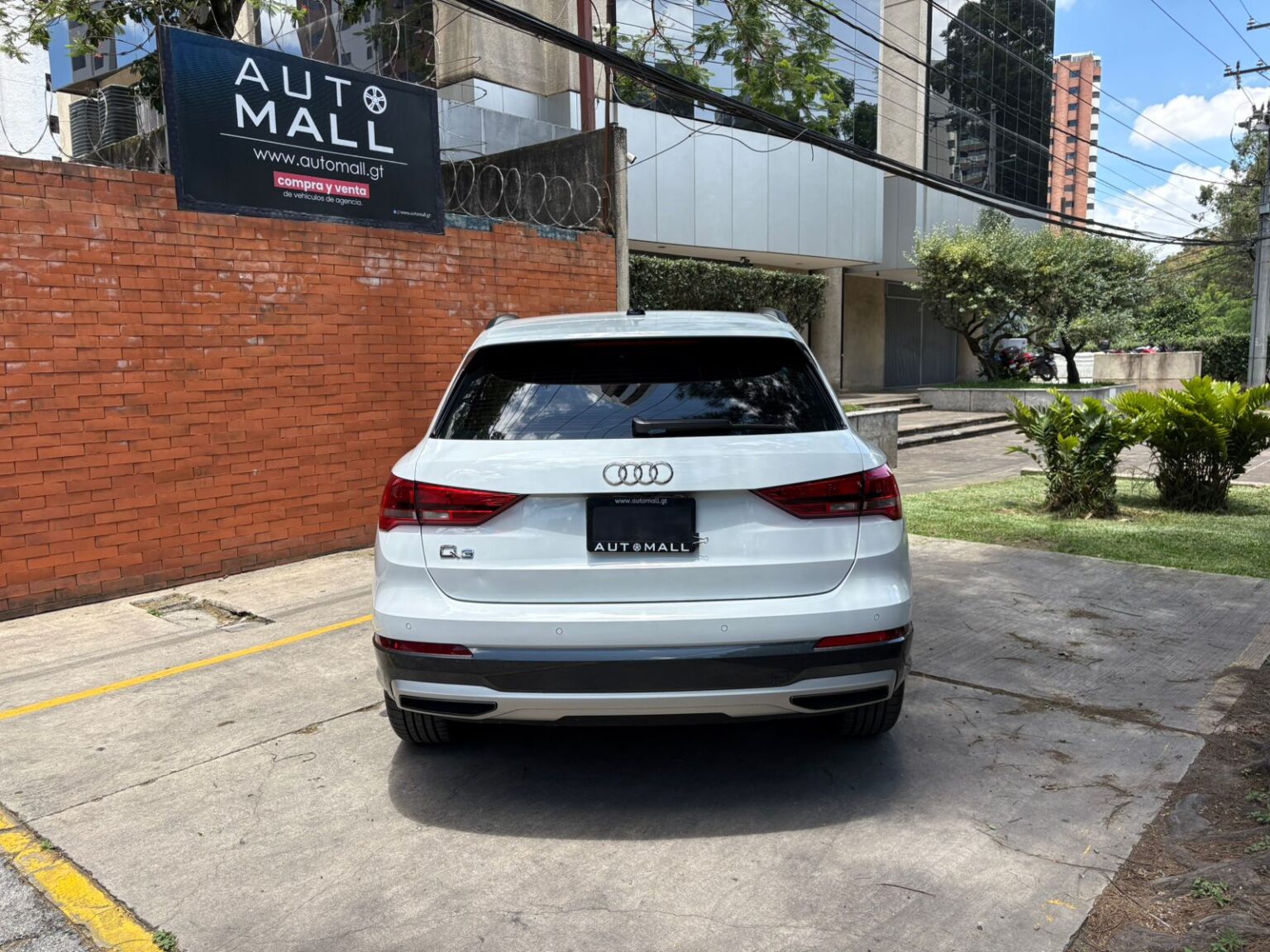 Audi-Q3-2021-797HYM (8)