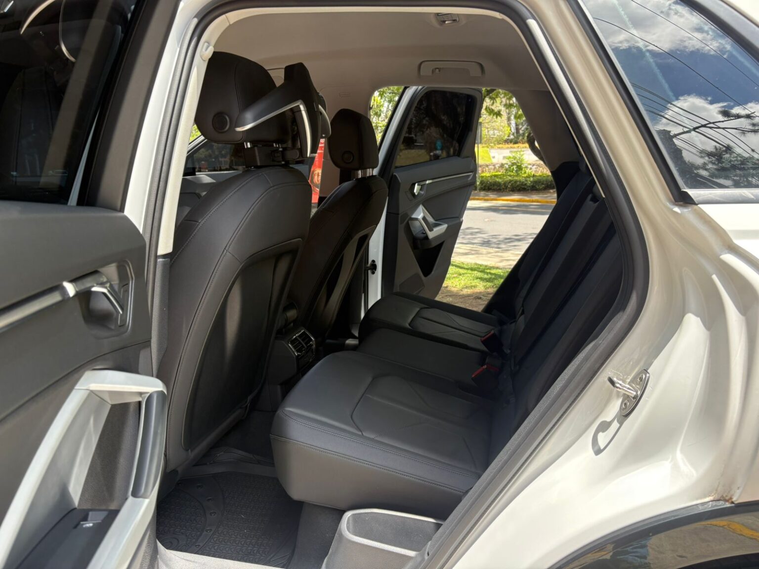 Audi-Q3-2021-797HYM (9)