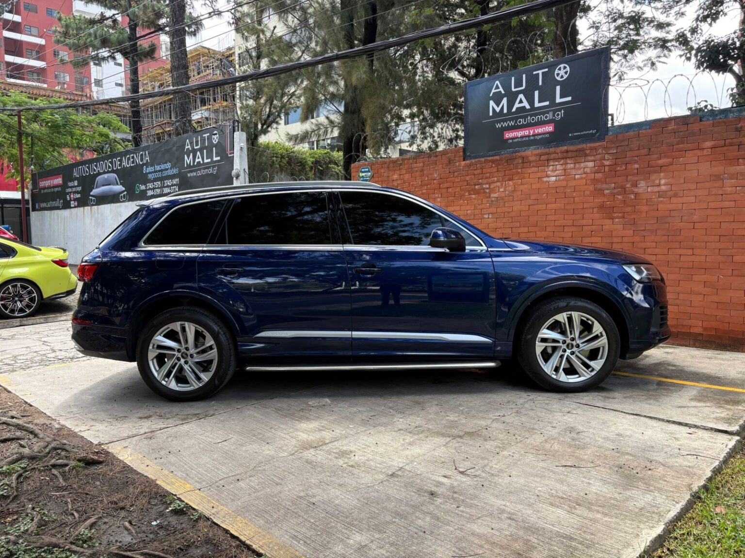 Audi-Q7-2023-962KLZ (6)