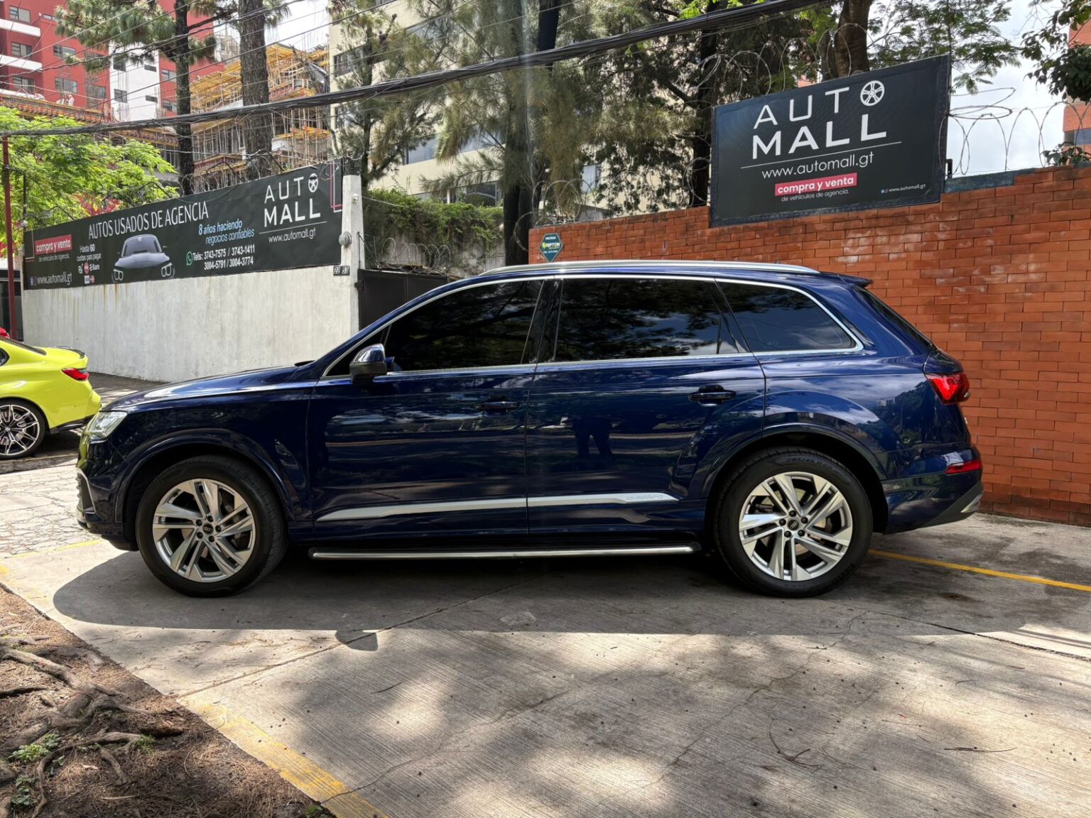 Audi-Q7-2023-962KLZ (7)