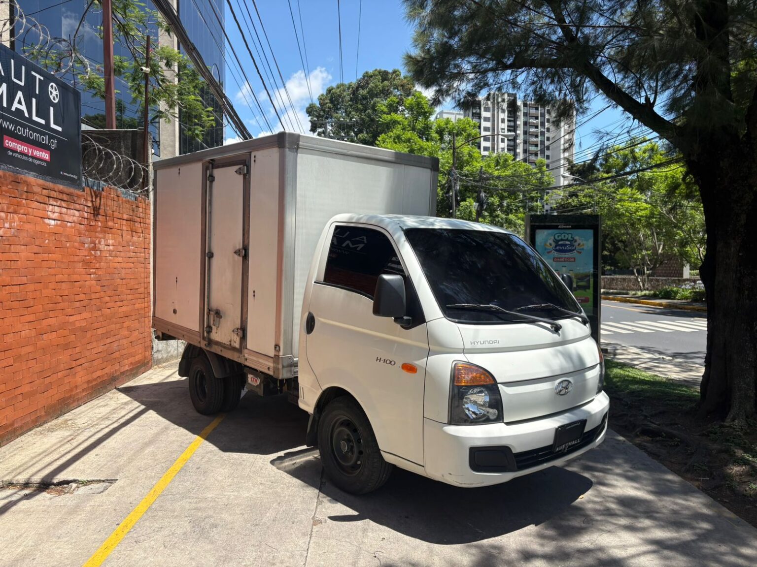 Hyundai-H100-camion-2016-787BQP (2)