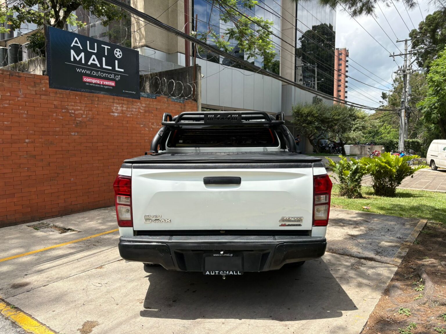 Isuzu-D-Max-LS-2018-309GTW (8)
