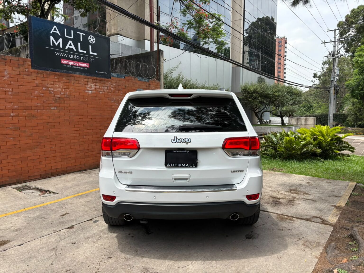 Jeep-Grand-Cherokee-Limited-2016-728GGZ (5)