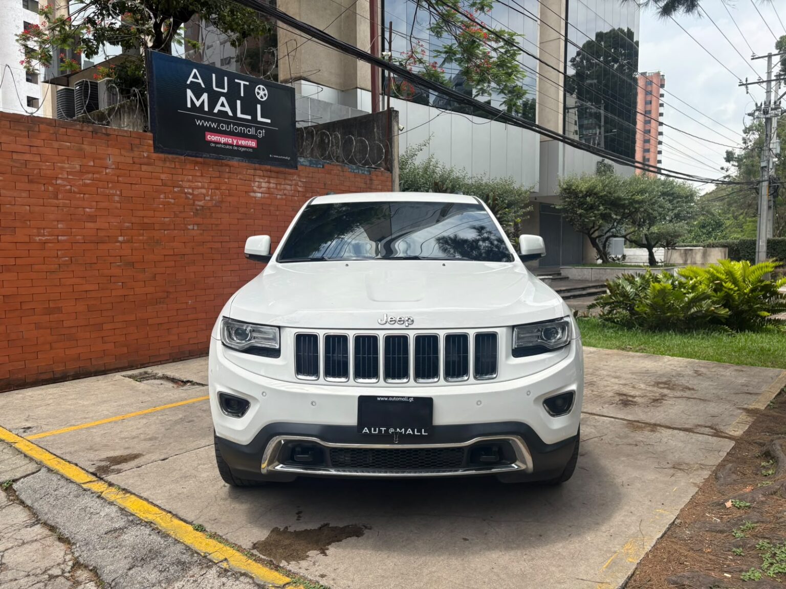 Jeep-Grand-Cherokee-Limited-2016-728GGZ (9)