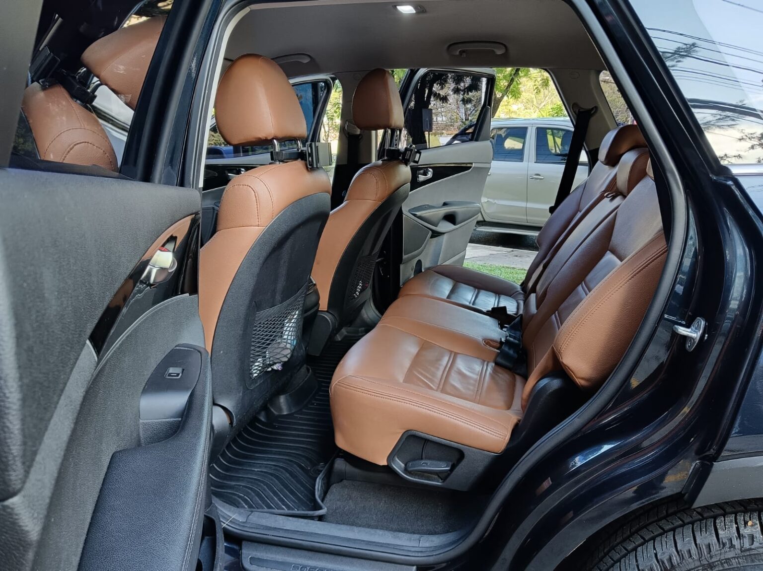 Kia-Sorento-EX-2018-698GYR (11)