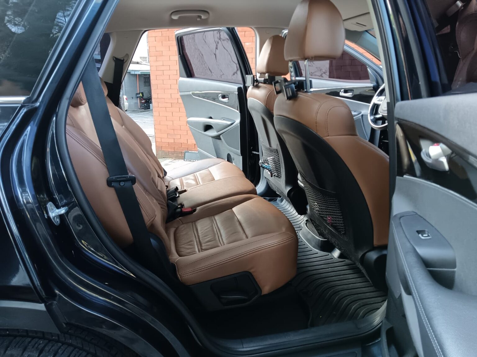 Kia-Sorento-EX-2018-698GYR (9)