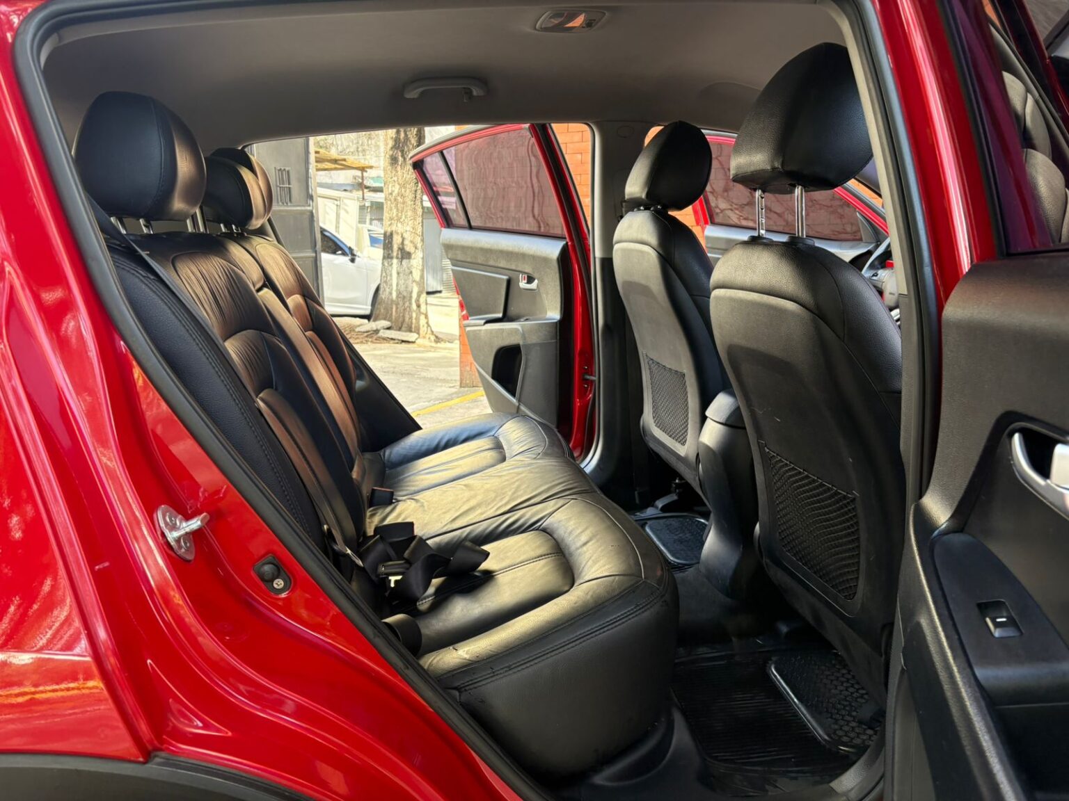 Kia-Sportage-LX-2013-136FKN (11)