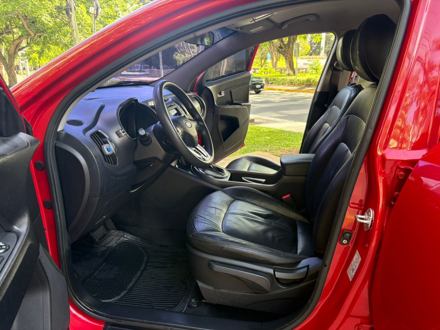 Kia-Sportage-LX-2013-136FKN (8)