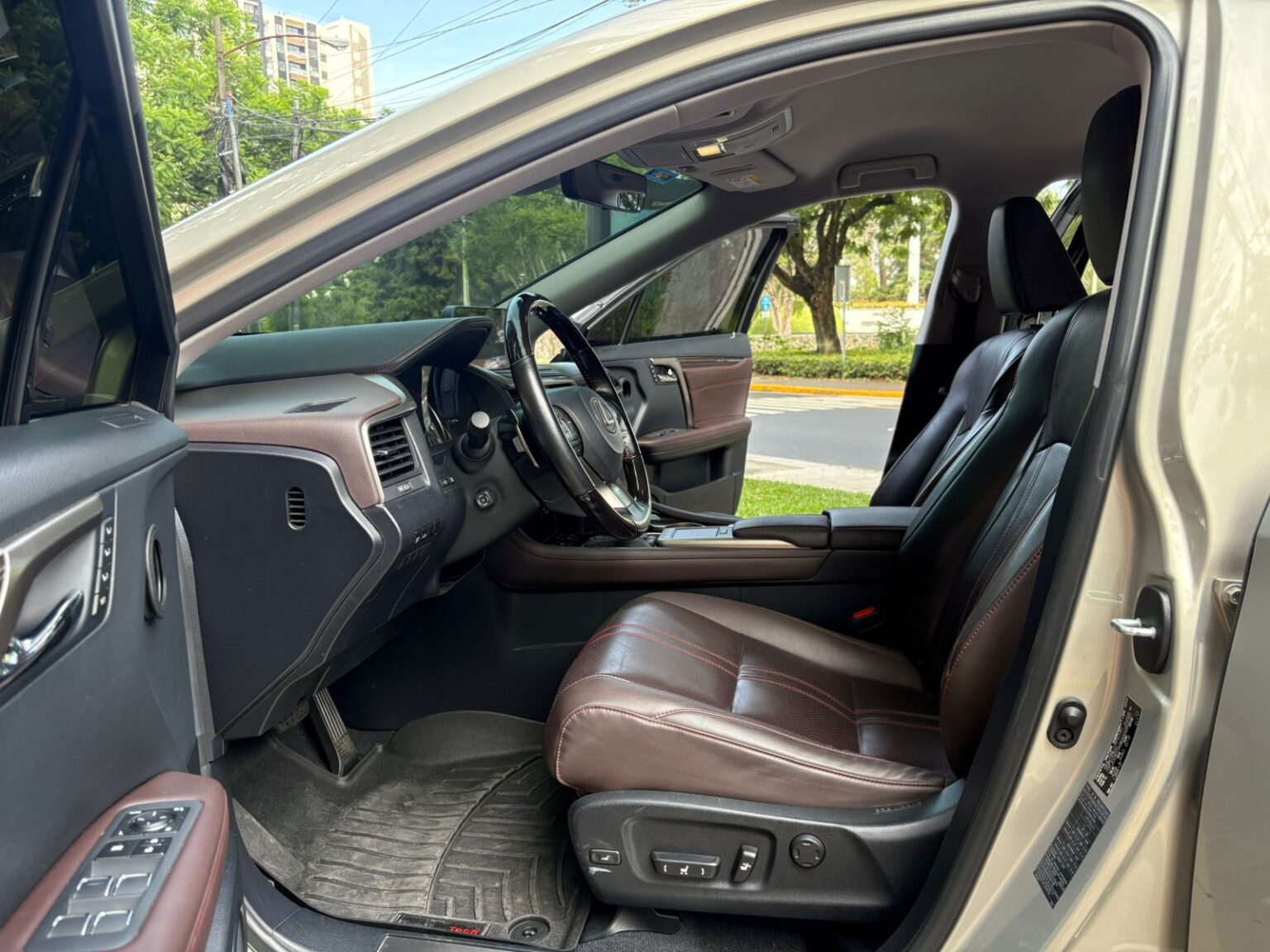 Lexus-RX350L-2021-241KSC (18)