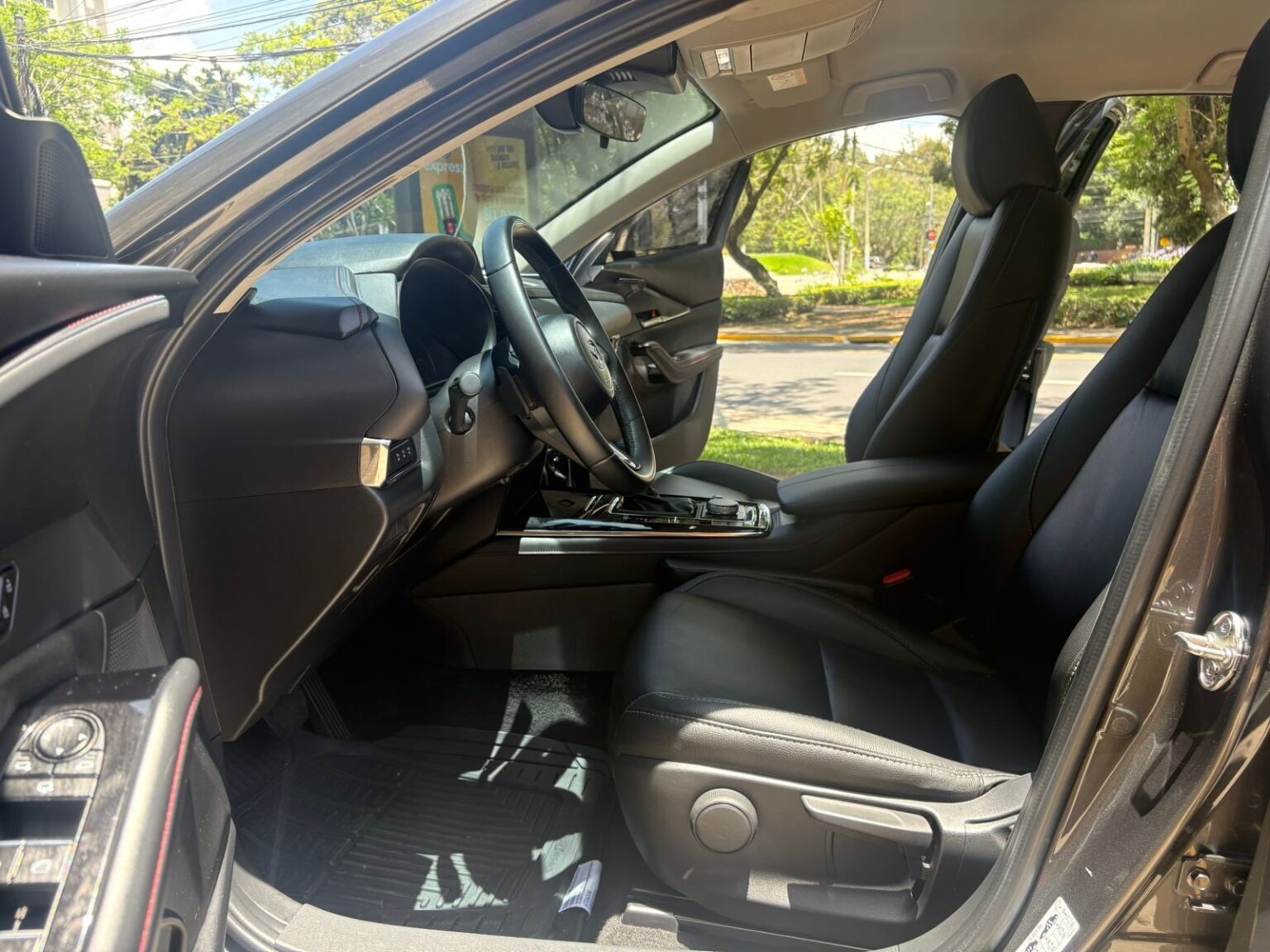 Mazda-CX30-2023-954JTY (8)