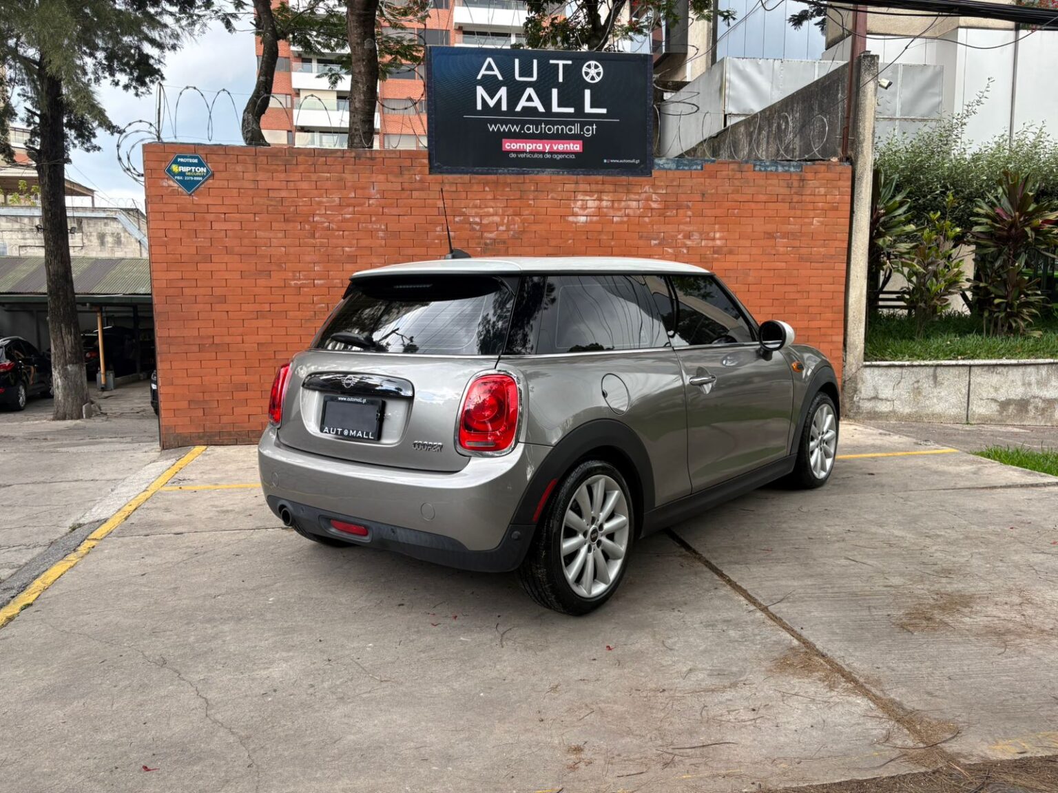Mini-Cooper-AT-2019-263LPC (5)