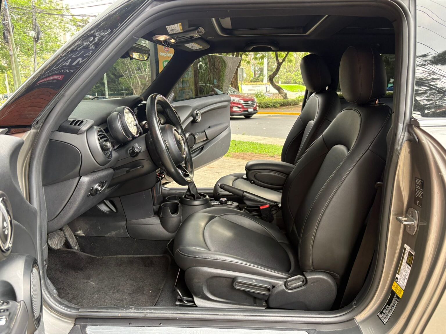 Mini-Cooper-AT-2019-263LPC (9)