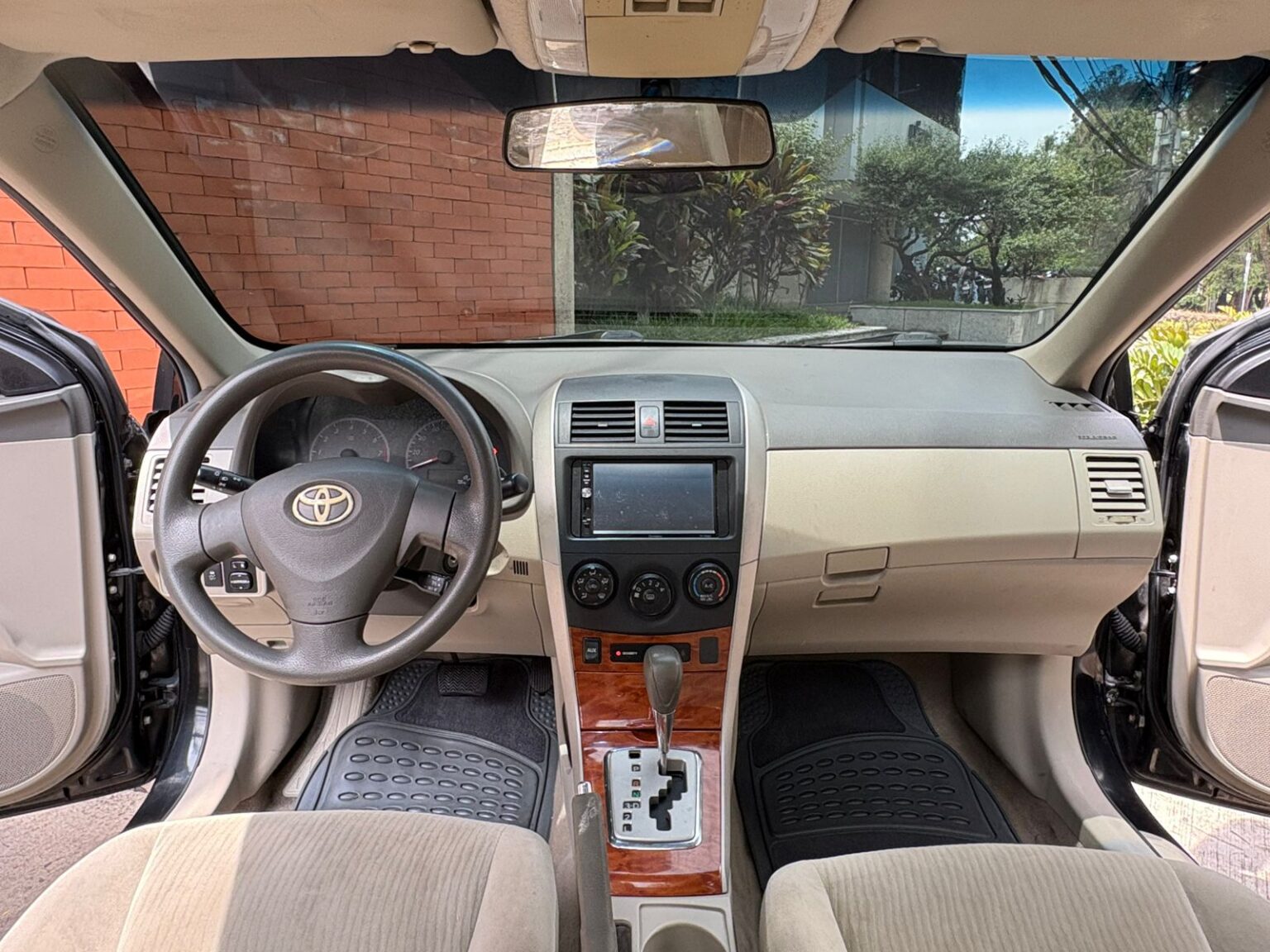 Toyota-Corolla-XLE-AT-2009-452GXG (12)