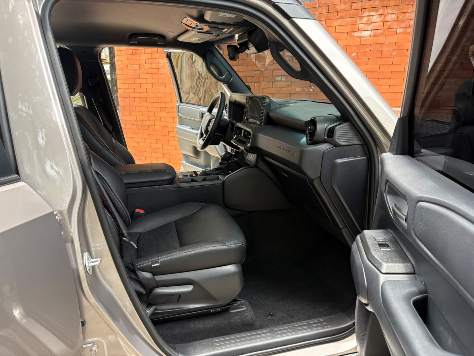 Toyota-Land-Cruiser-2024-867LKQ (10)