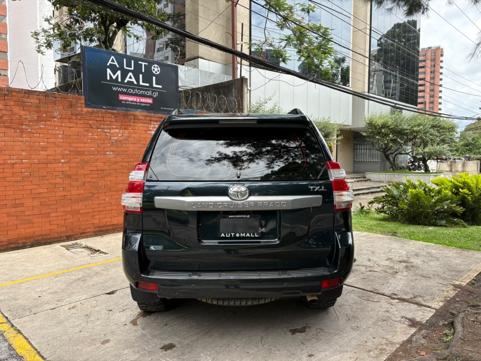 Toyota-Land-Cruiser-Prado-TXL-2016-633GKF (5)