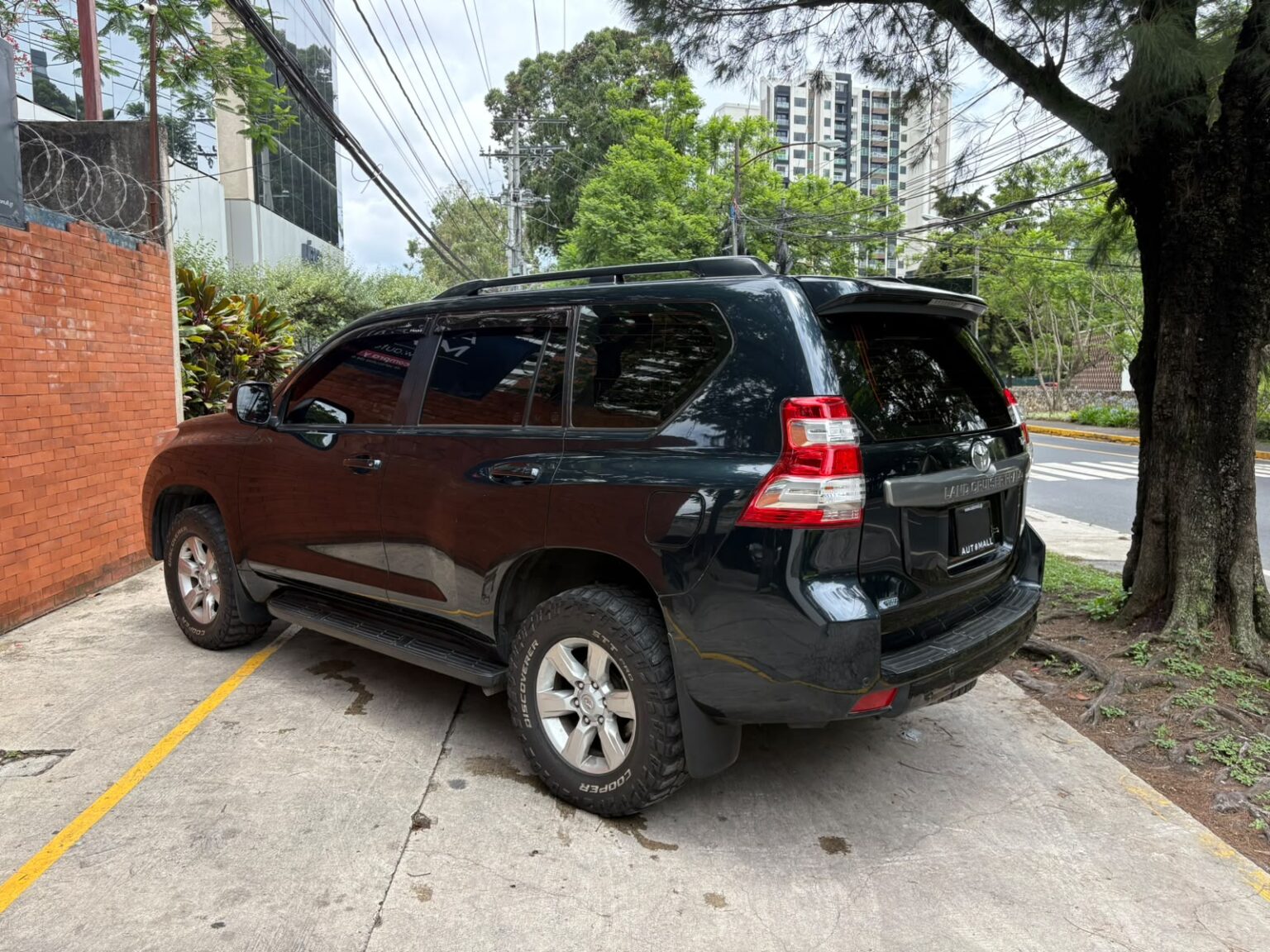 Toyota-Land-Cruiser-Prado-TXL-2016-633GKF (6)