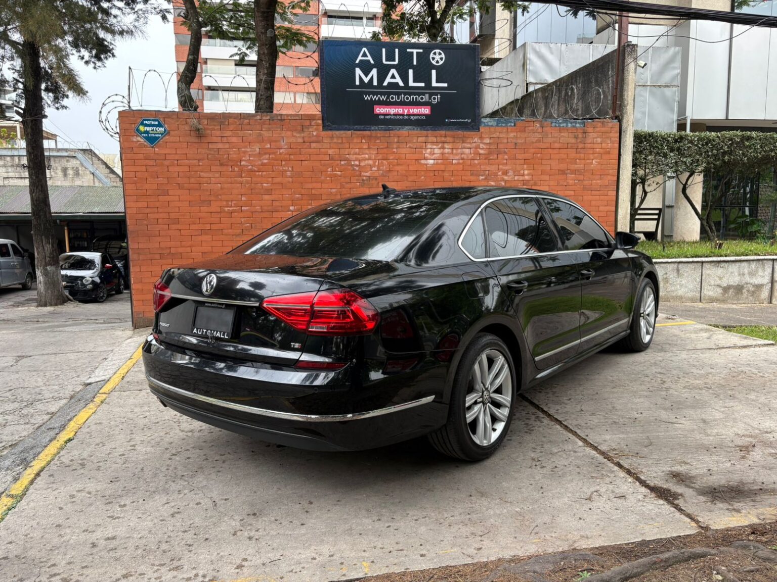 Volkswagen-Passat-2016-121JGC (2)