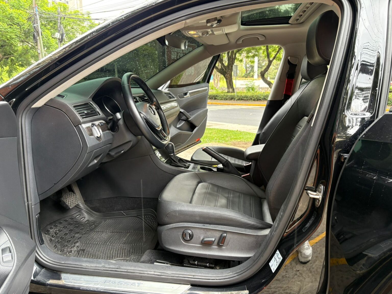Volkswagen-Passat-2016-121JGC (6)