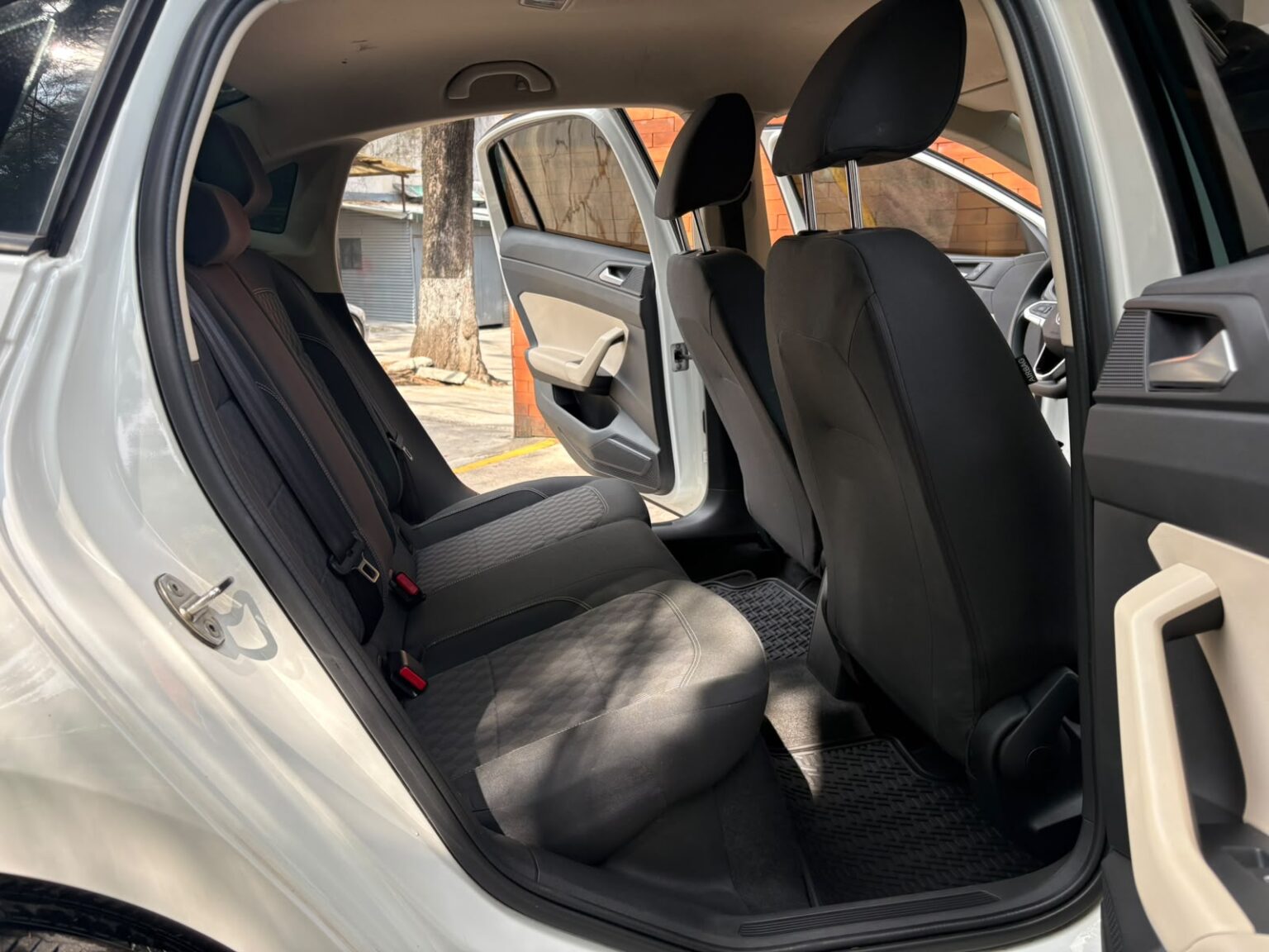 Volkswagen-Virtus-MT-2022-455KTM (11)