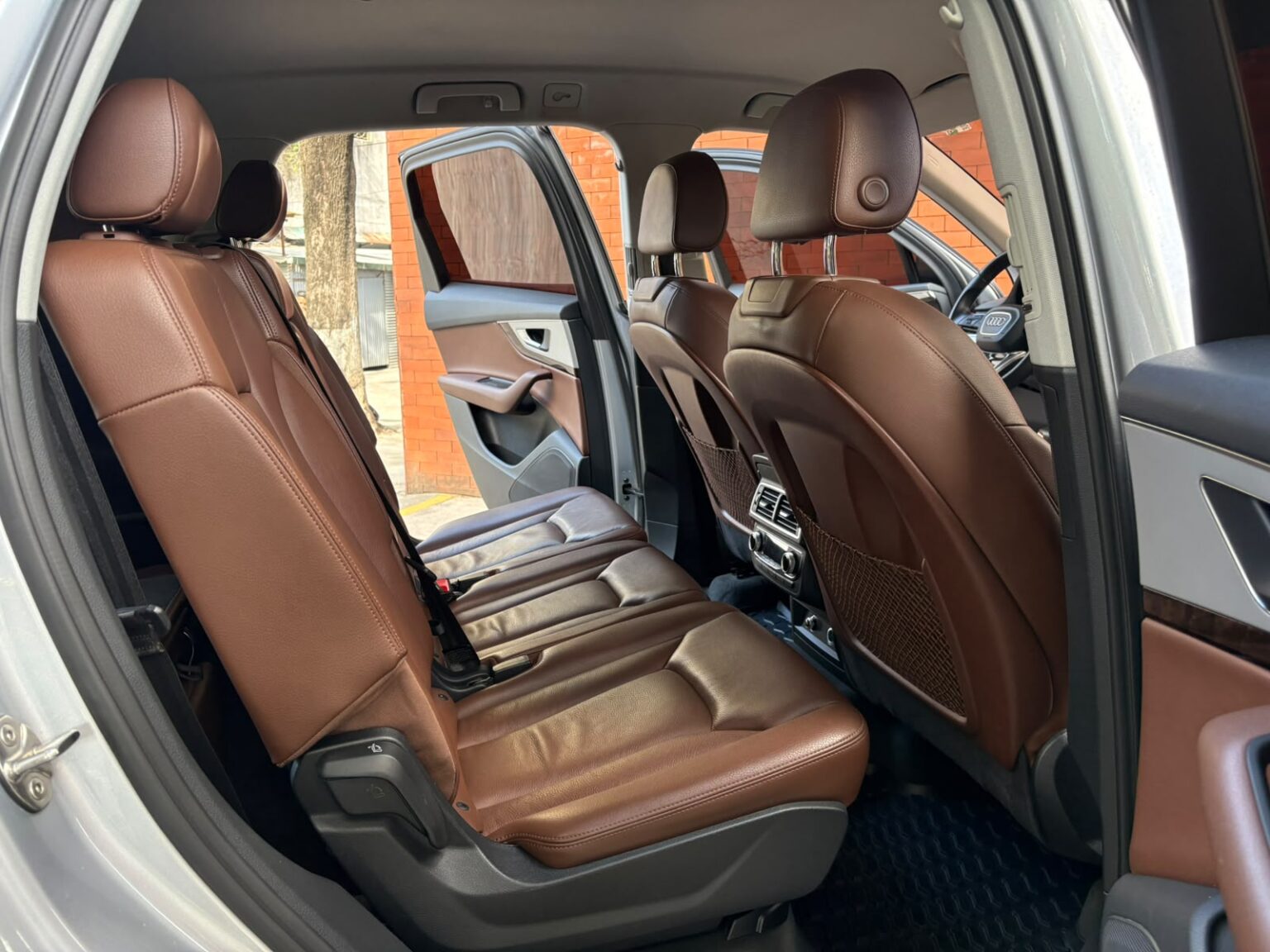 Audi-Q7-2018-085GYF (11)