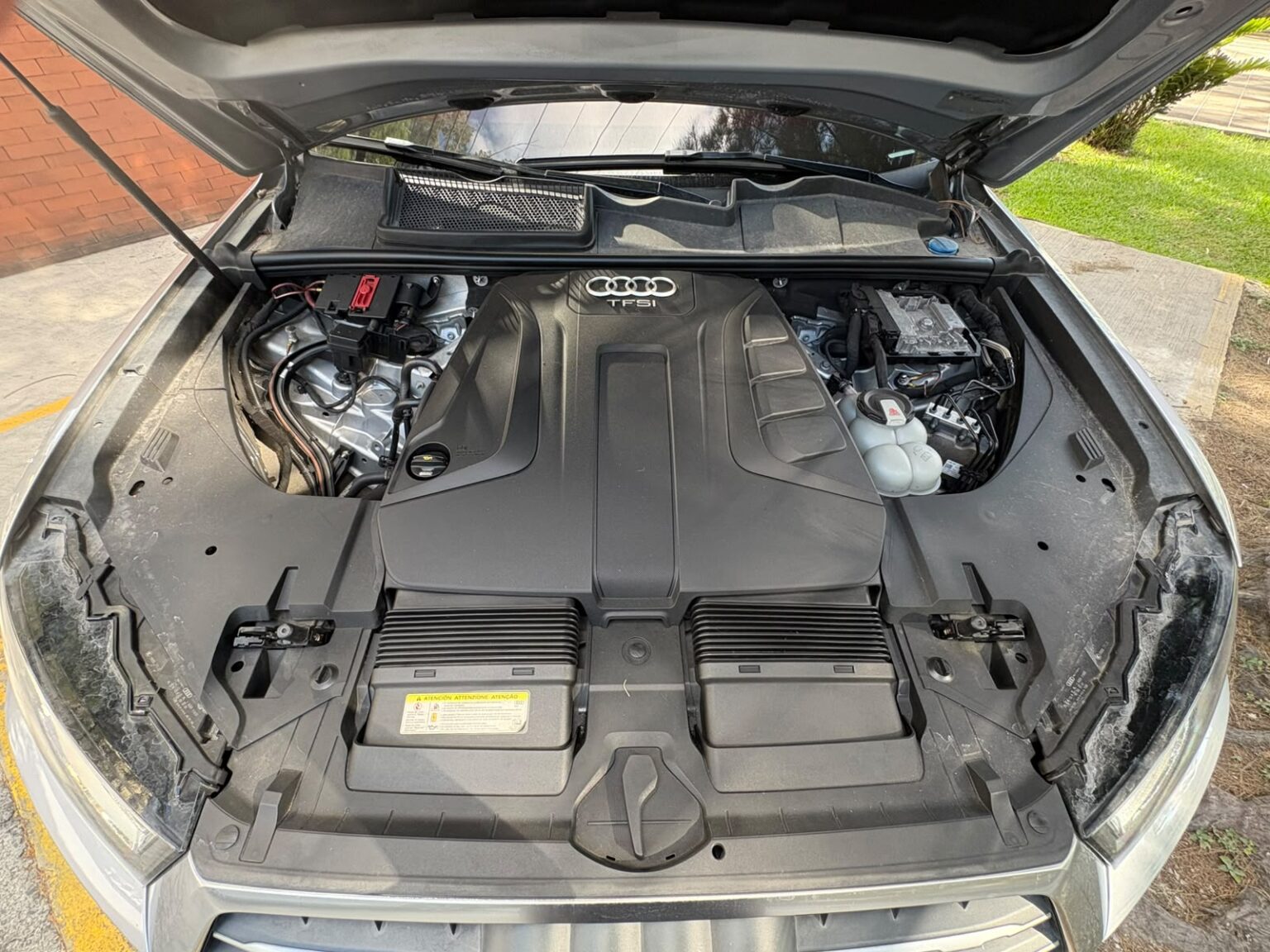 Audi-Q7-2018-085GYF (15)