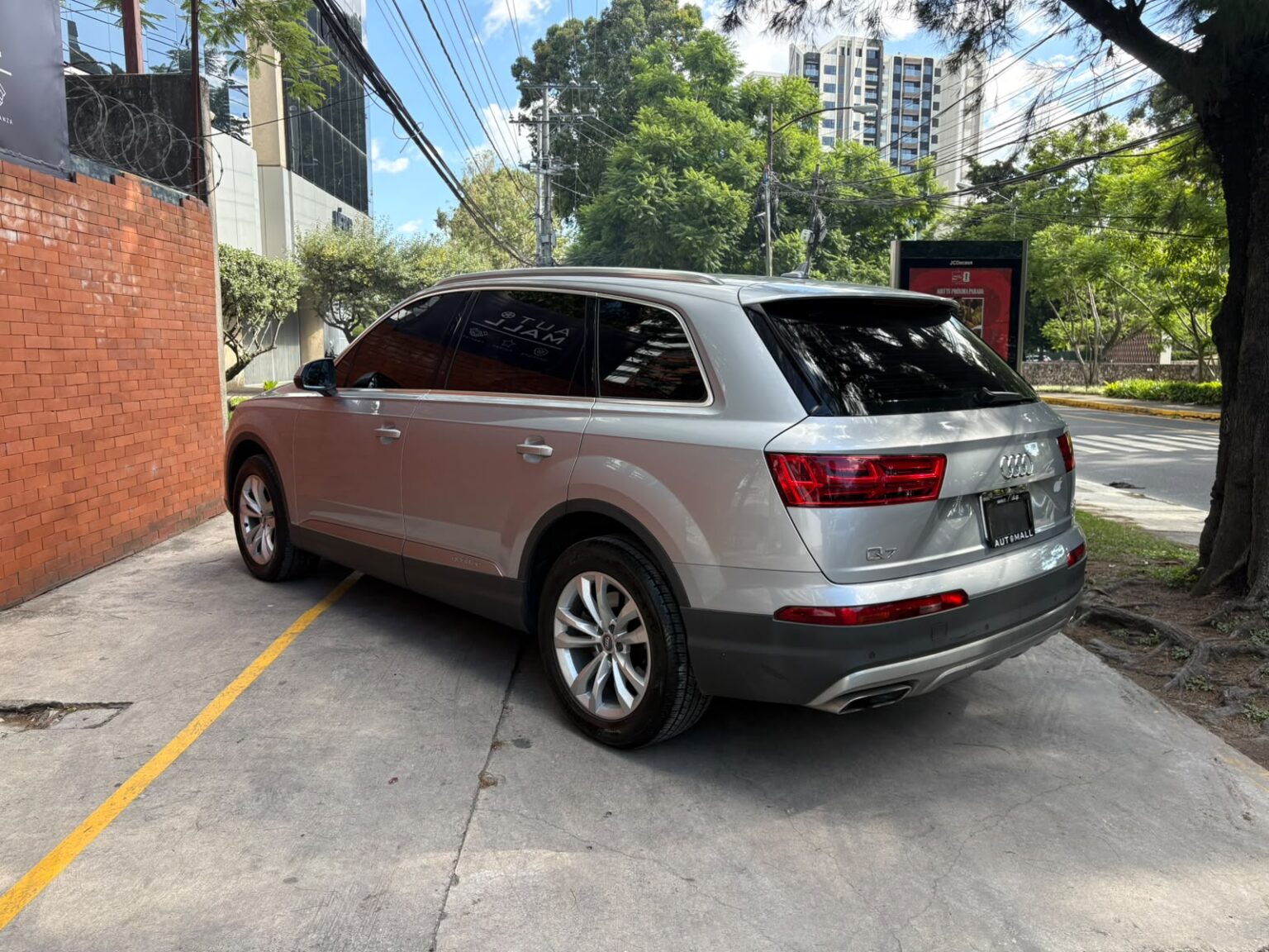 Audi-Q7-2018-085GYF (6)