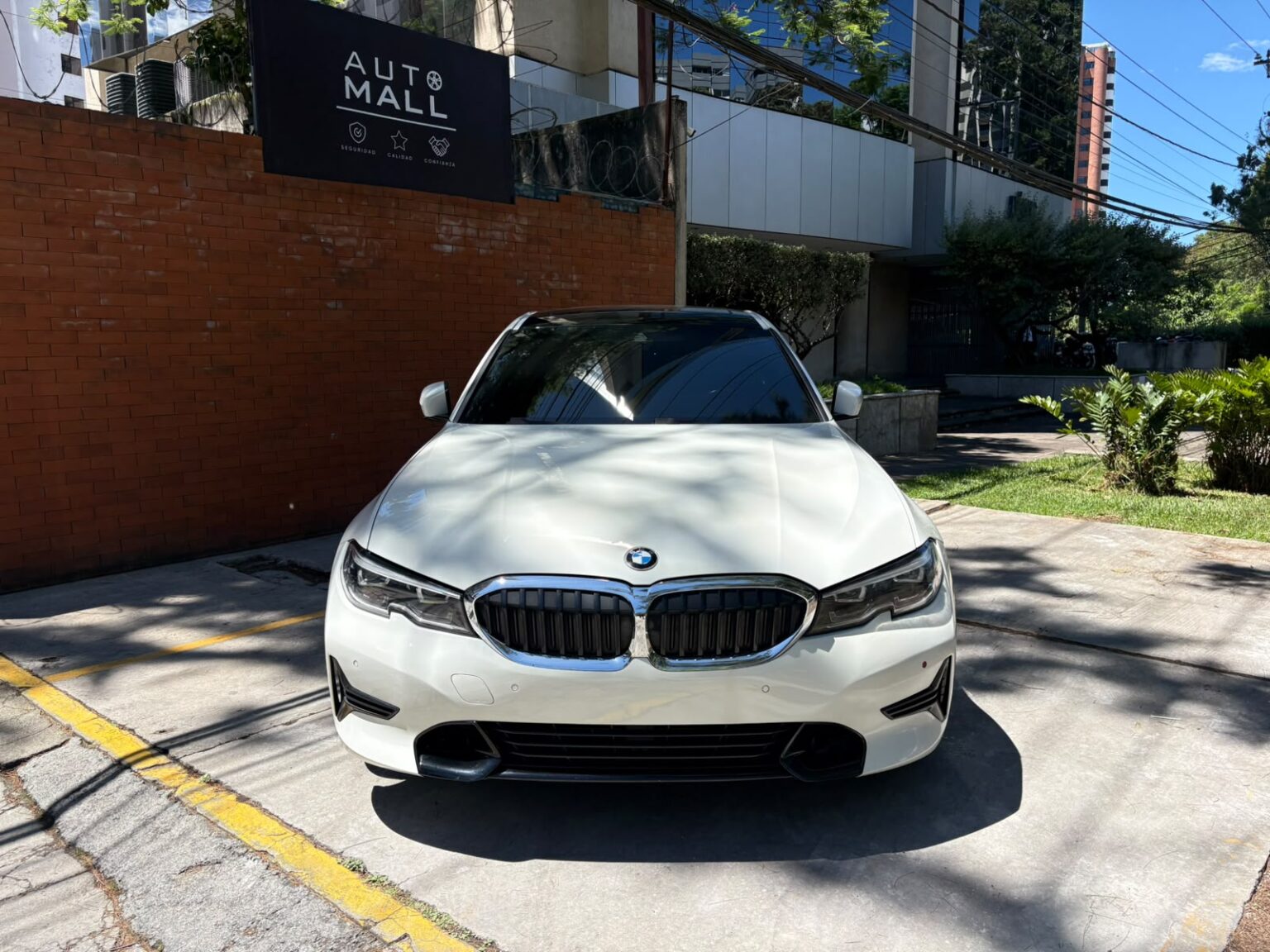 BMW-330i-2020-154KLR (1)
