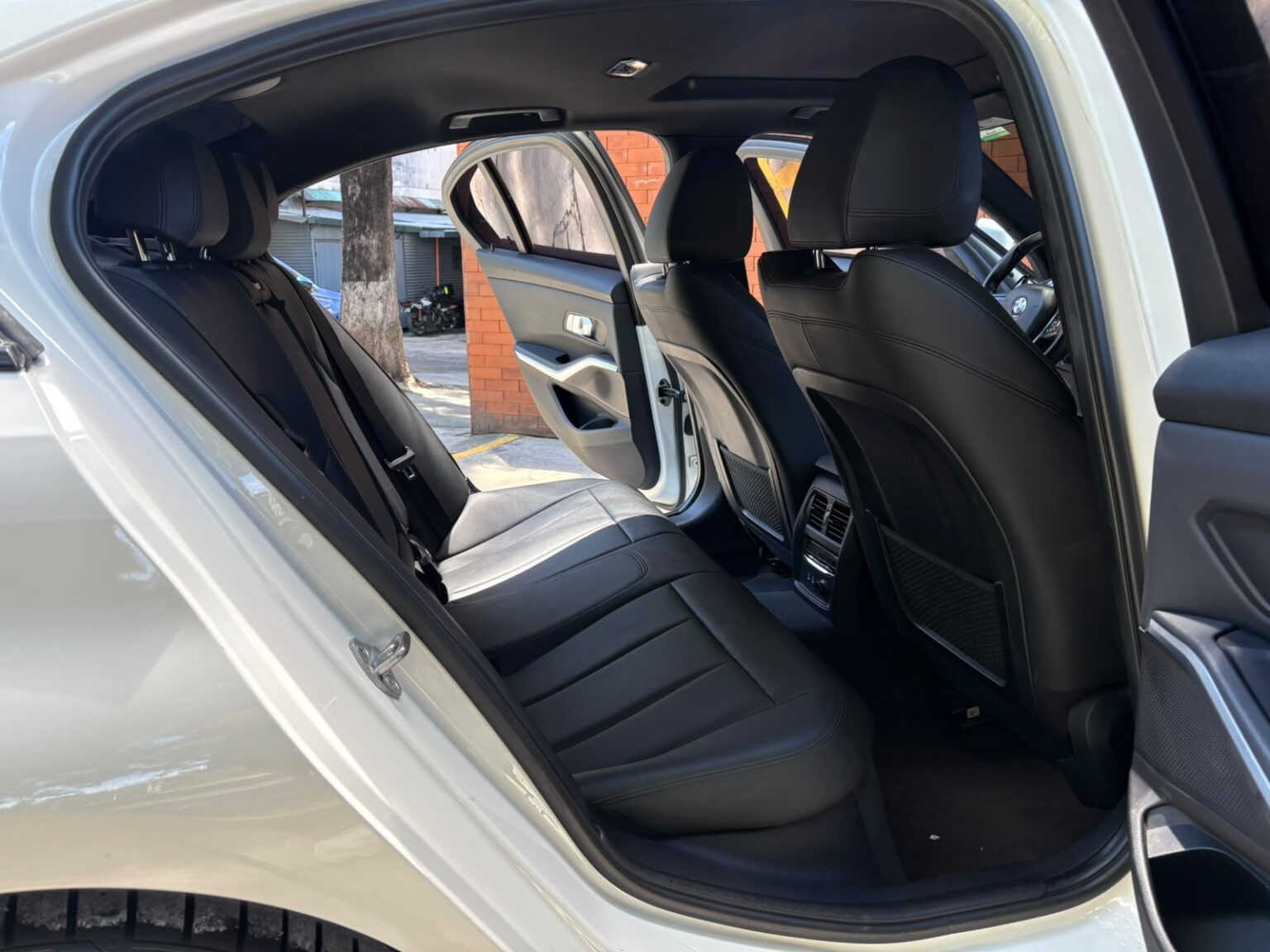 BMW-330i-2020-154KLR (11)
