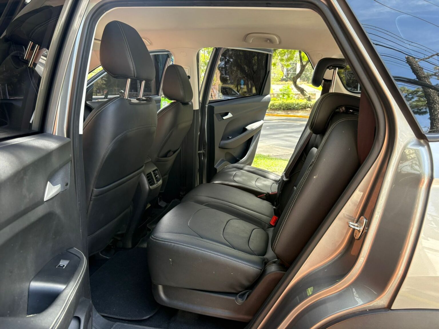 Chevrolet-Captiva-LT-2023-769KFV (9)