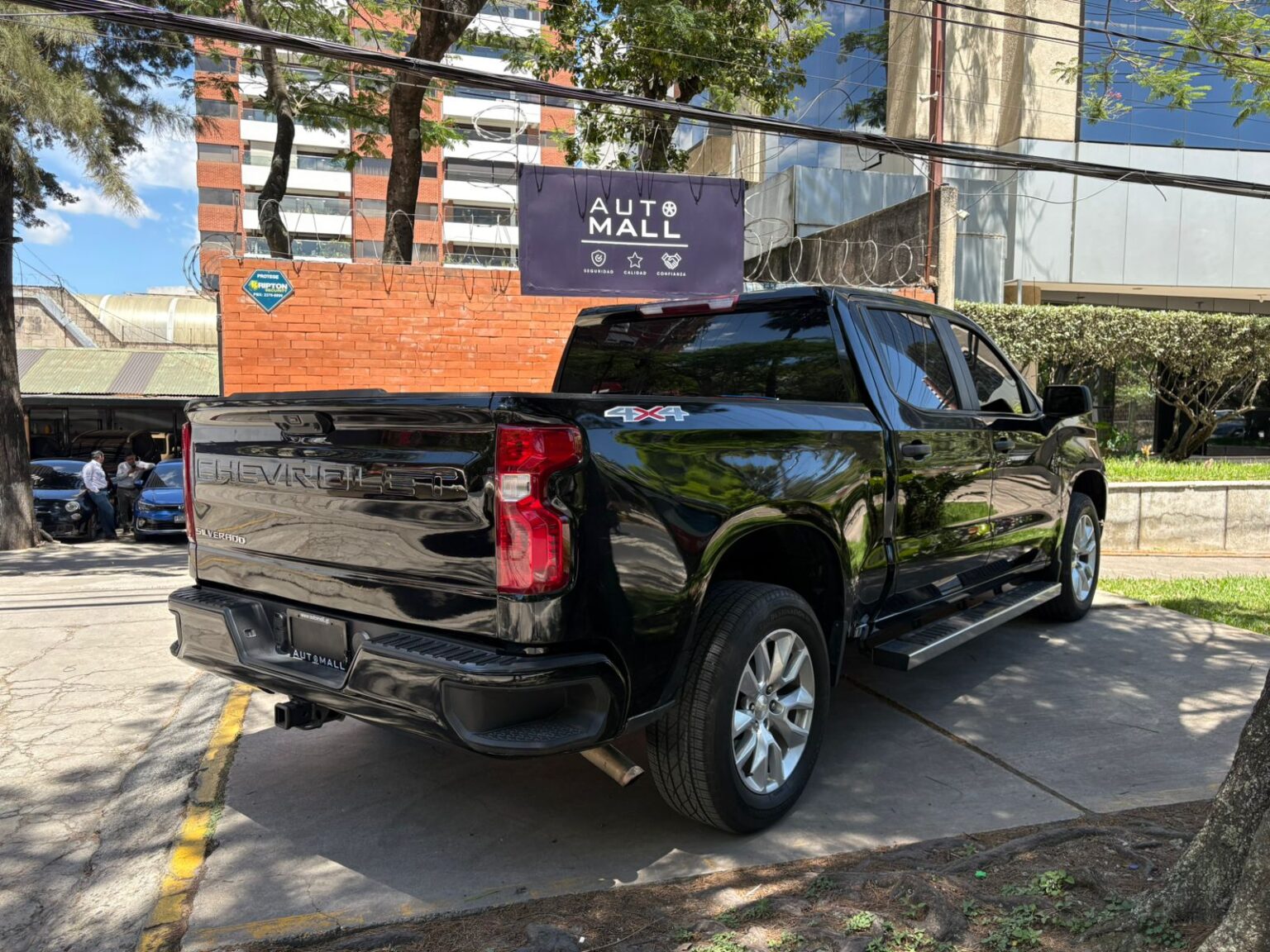Chevrolet-Silverado-2022-874LNK (4)