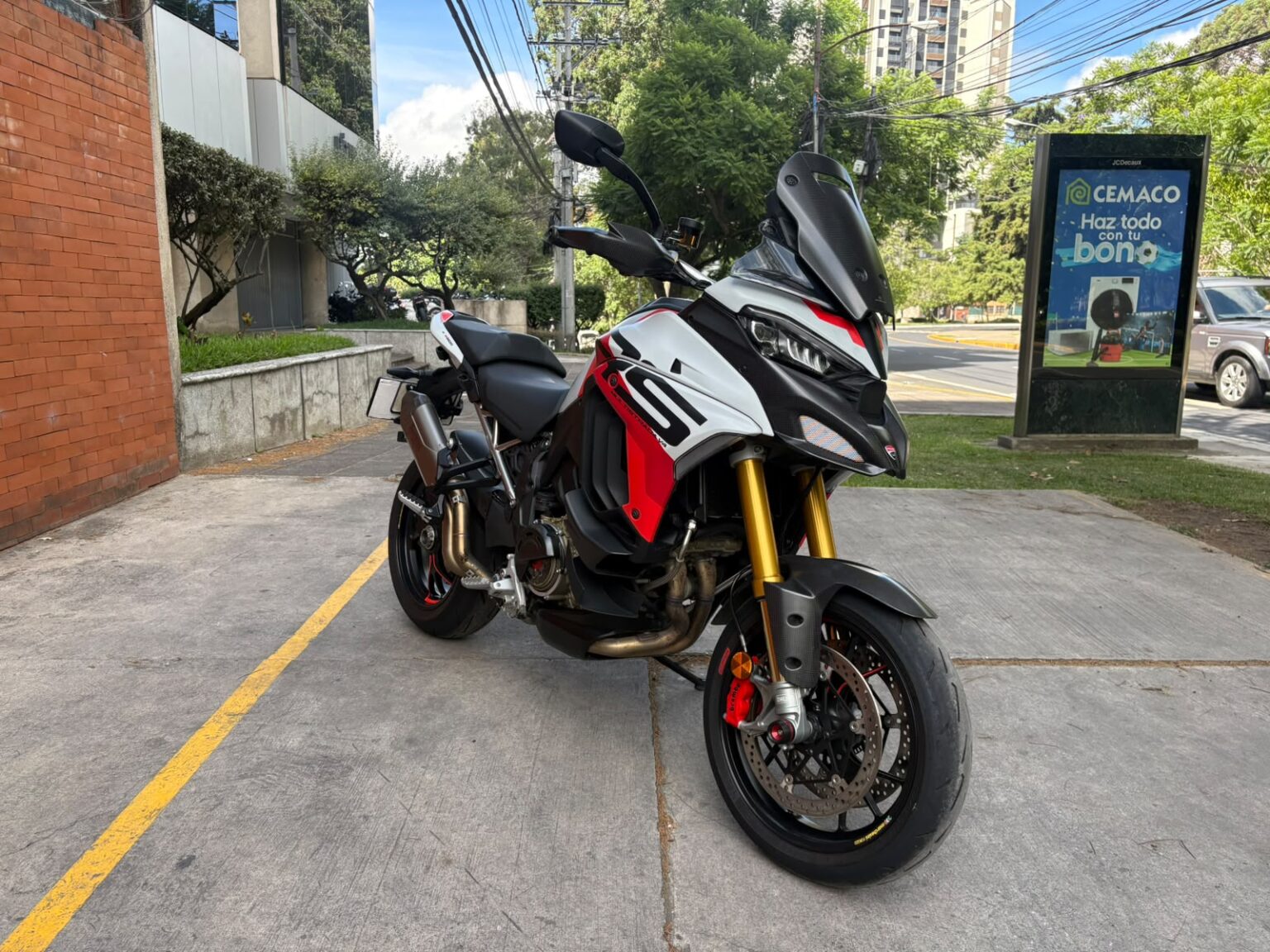 Ducati-Multistrada-V4-RS-2024-857MGS (1)
