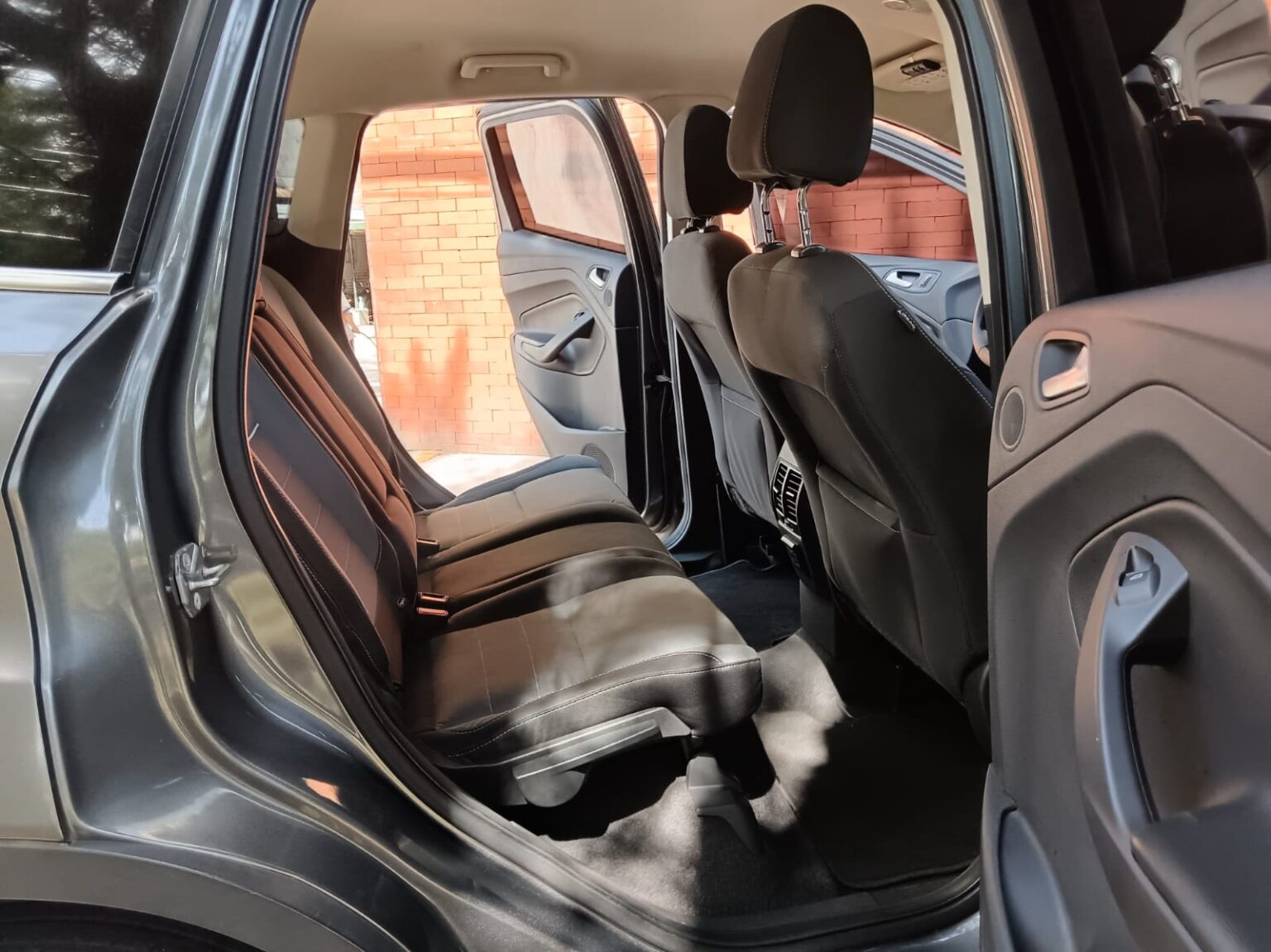 Ford-Escape-SE-2014-144FRF (9)